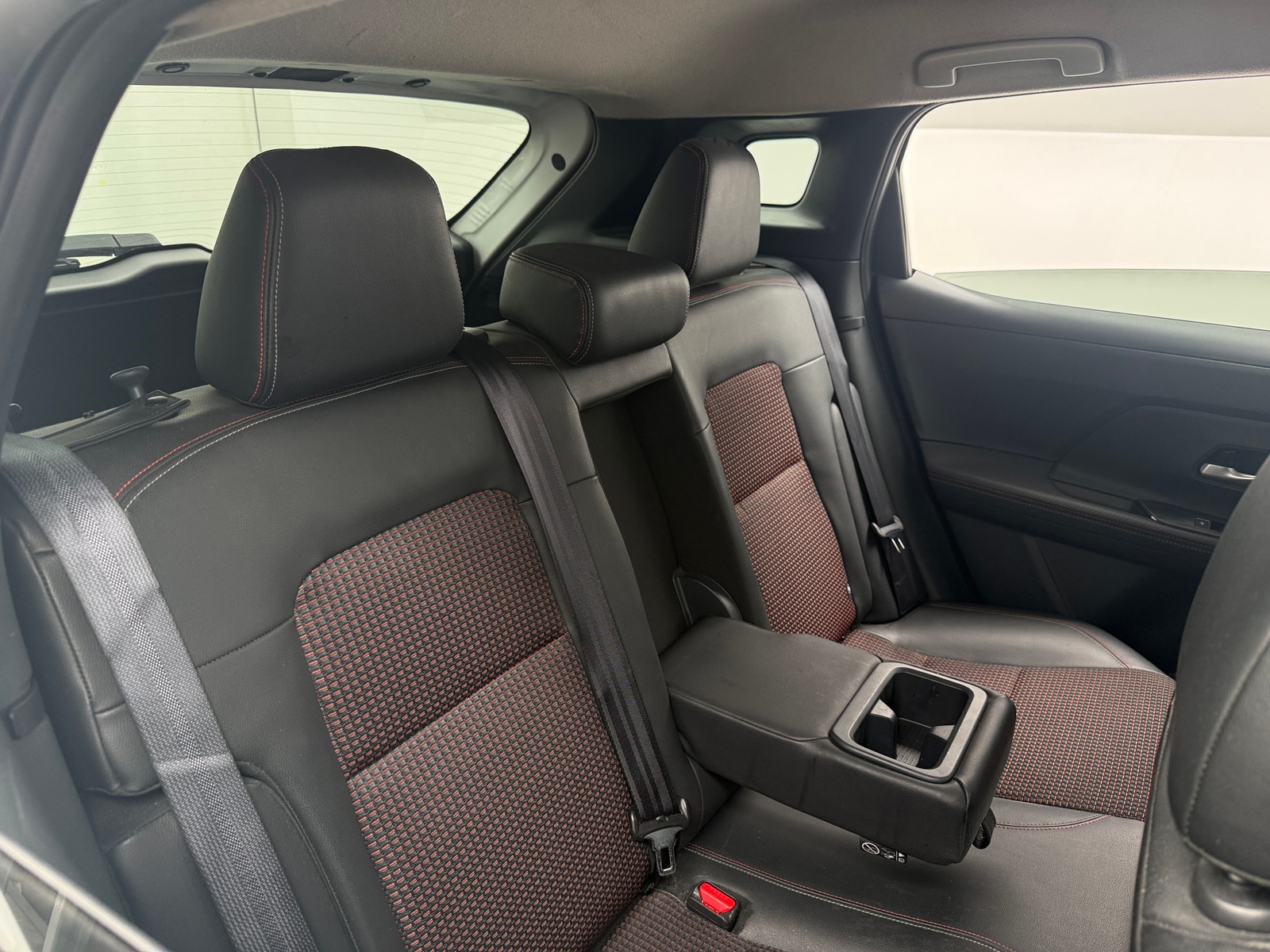 Thumbnail: 2025 Nissan Kicks - 5