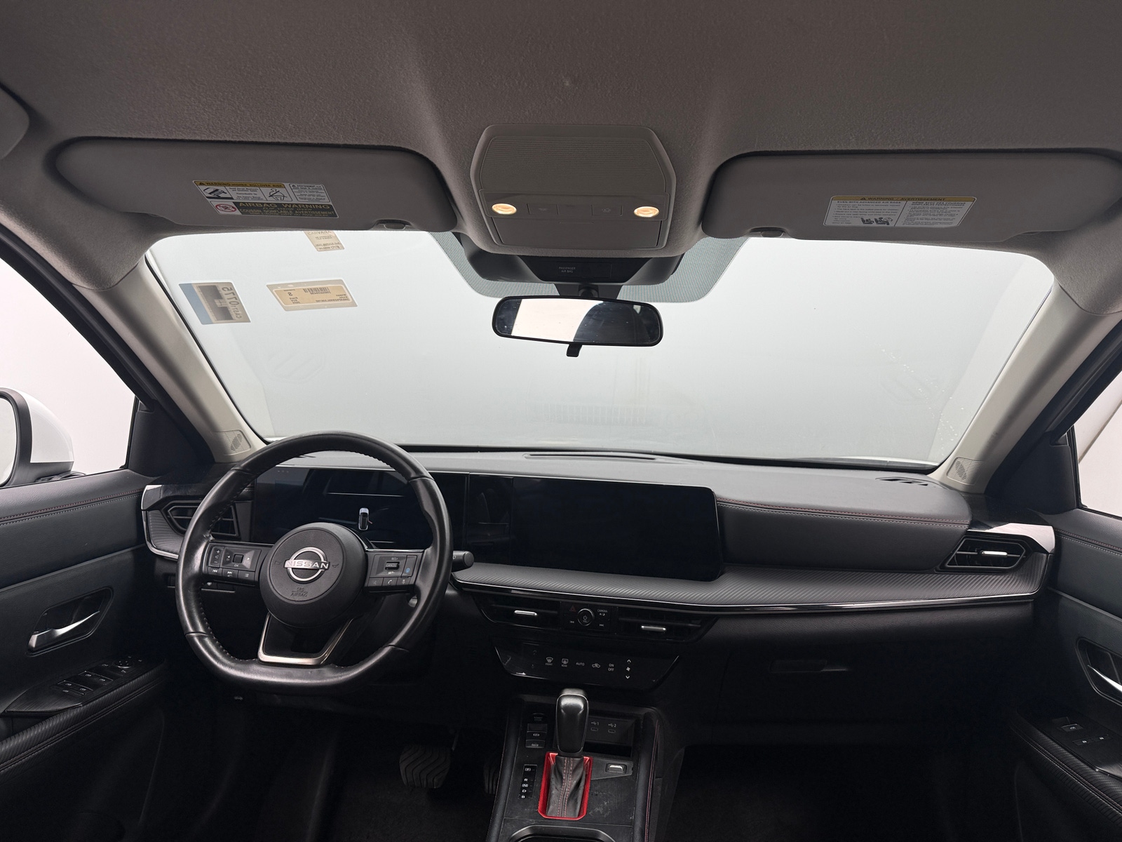 Thumbnail: 2025 Nissan Kicks - 2