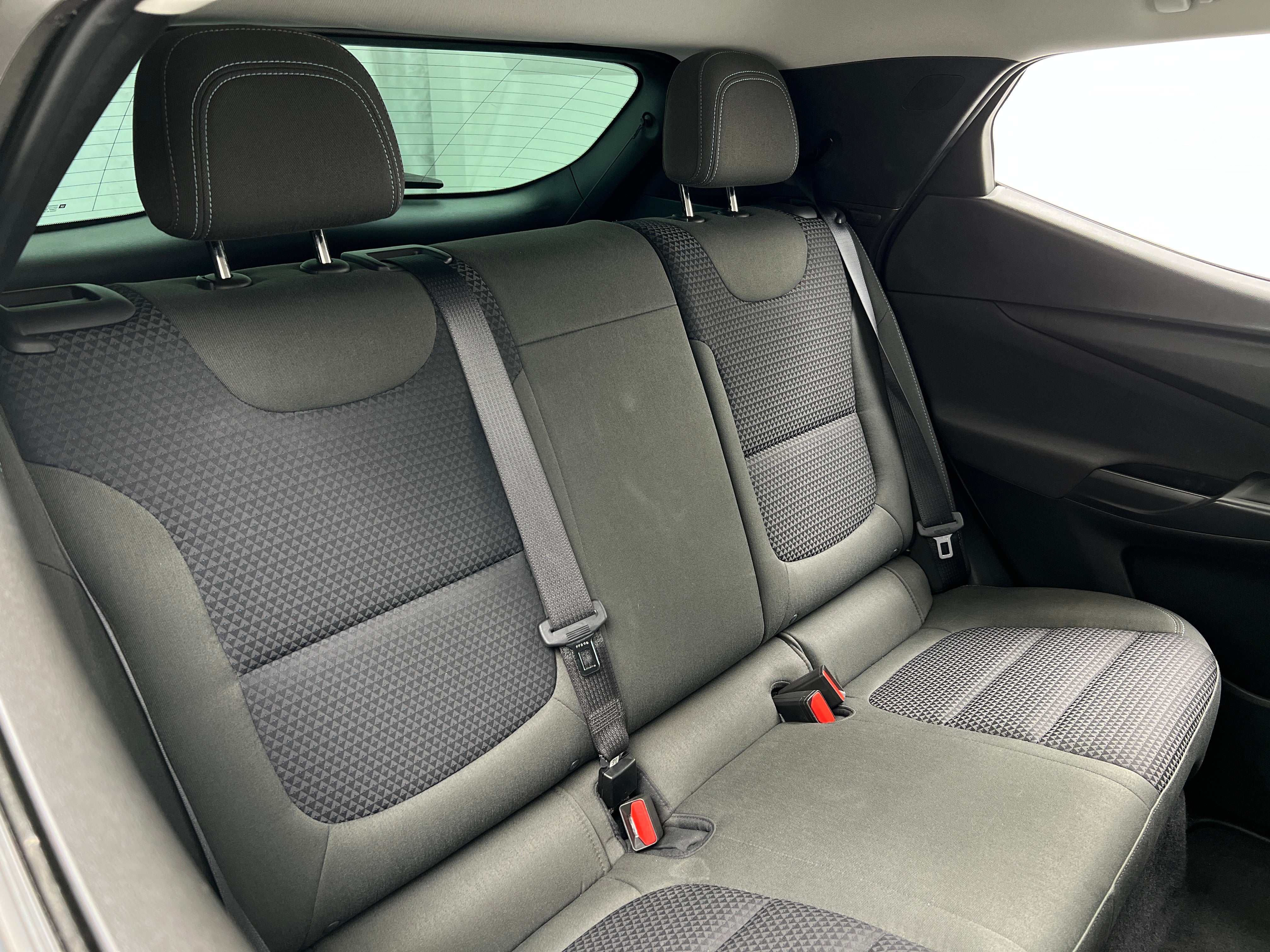 Used 2023 Chevrolet Bolt EUV LT with VIN 1G1FY6S07P4141162 for sale in Auburn, WA