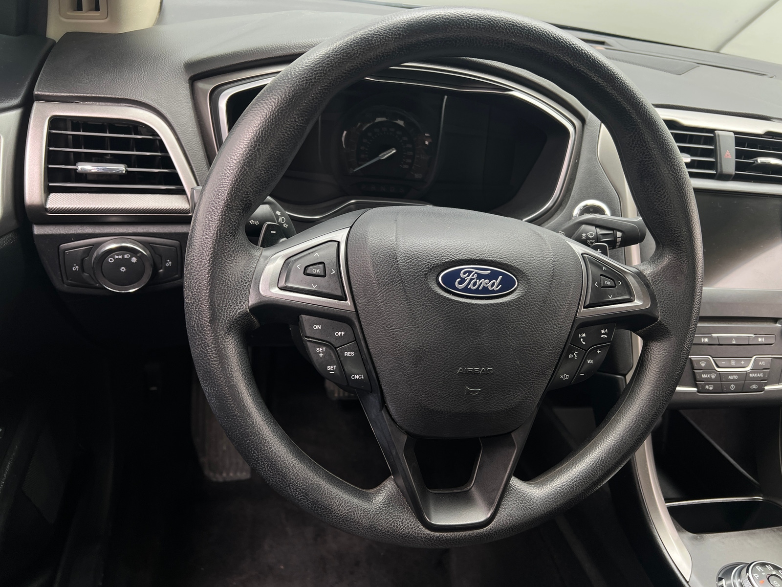 Thumbnail: 2017 Ford Fusion - 5