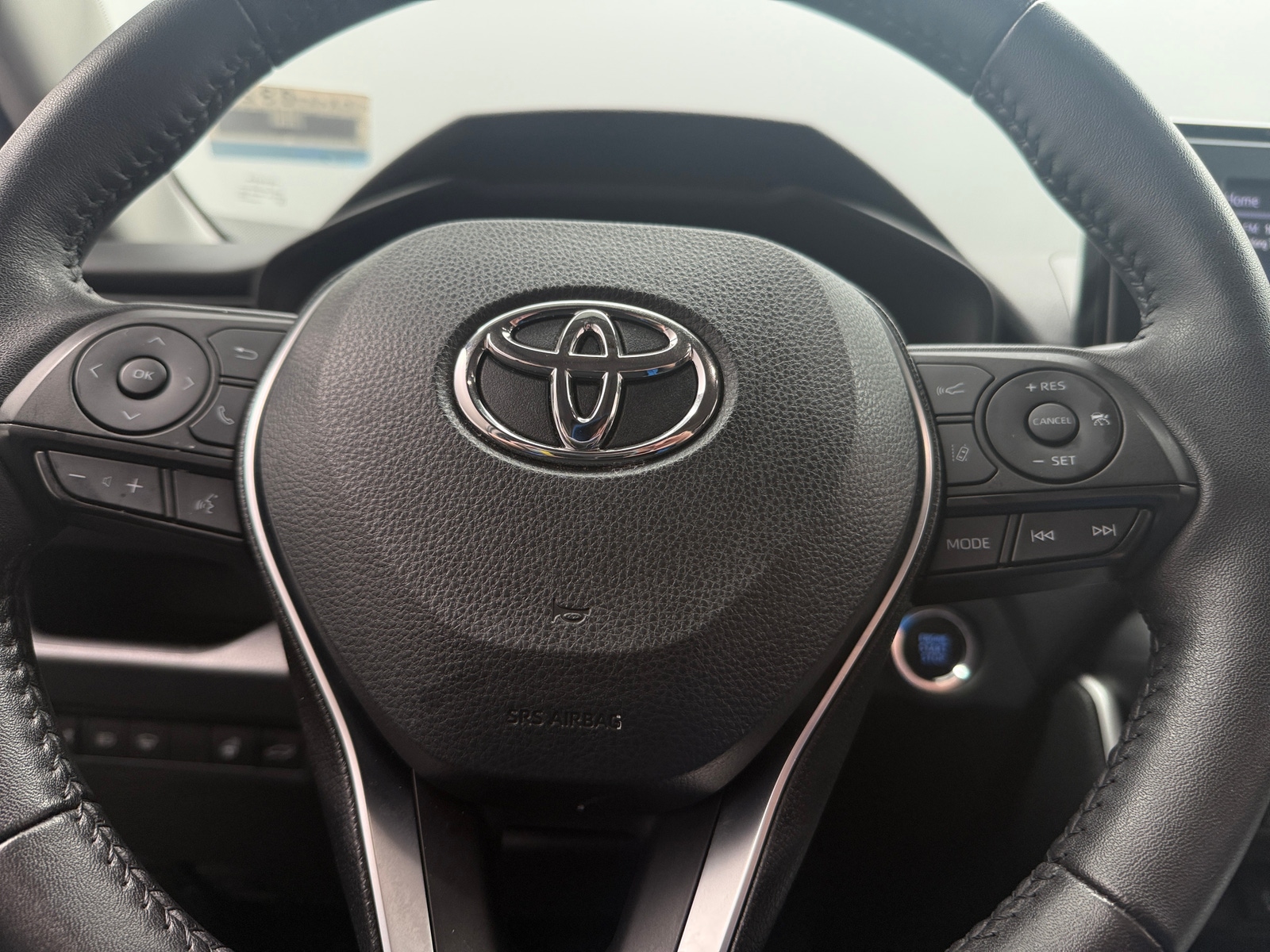 Thumbnail: 2022 Toyota RAV4 - 4