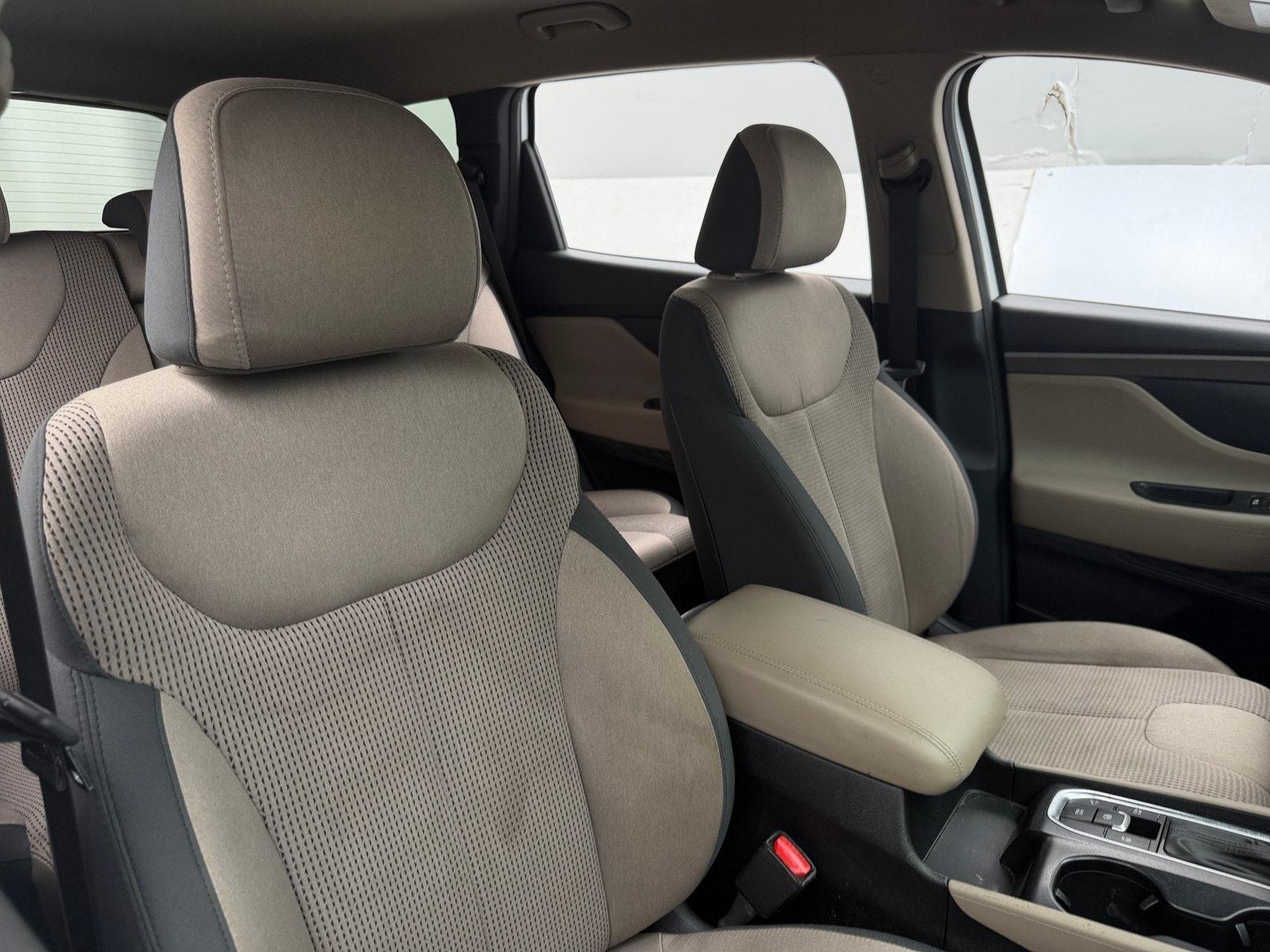 Thumbnail: 2019 Hyundai Santa Fe - 2