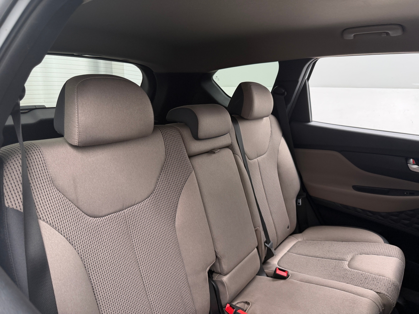 Thumbnail: 2019 Hyundai Santa Fe - 6