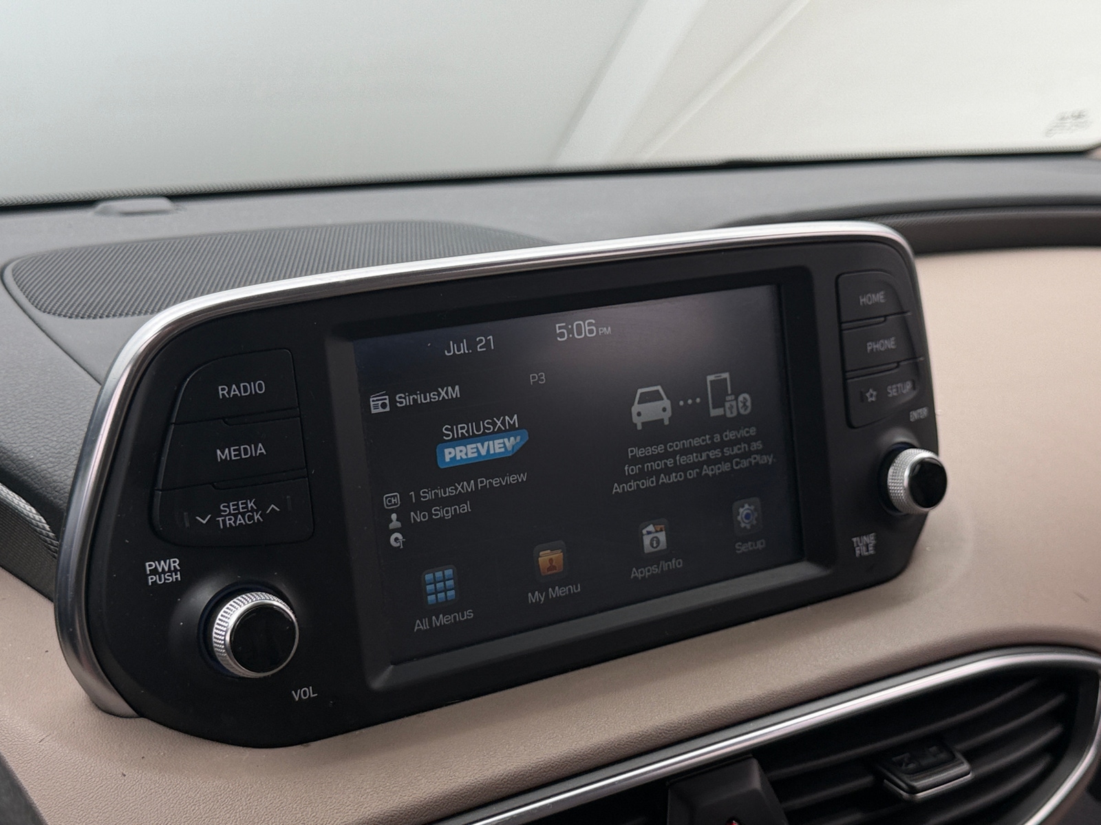 Thumbnail: 2019 Hyundai Santa Fe - 4