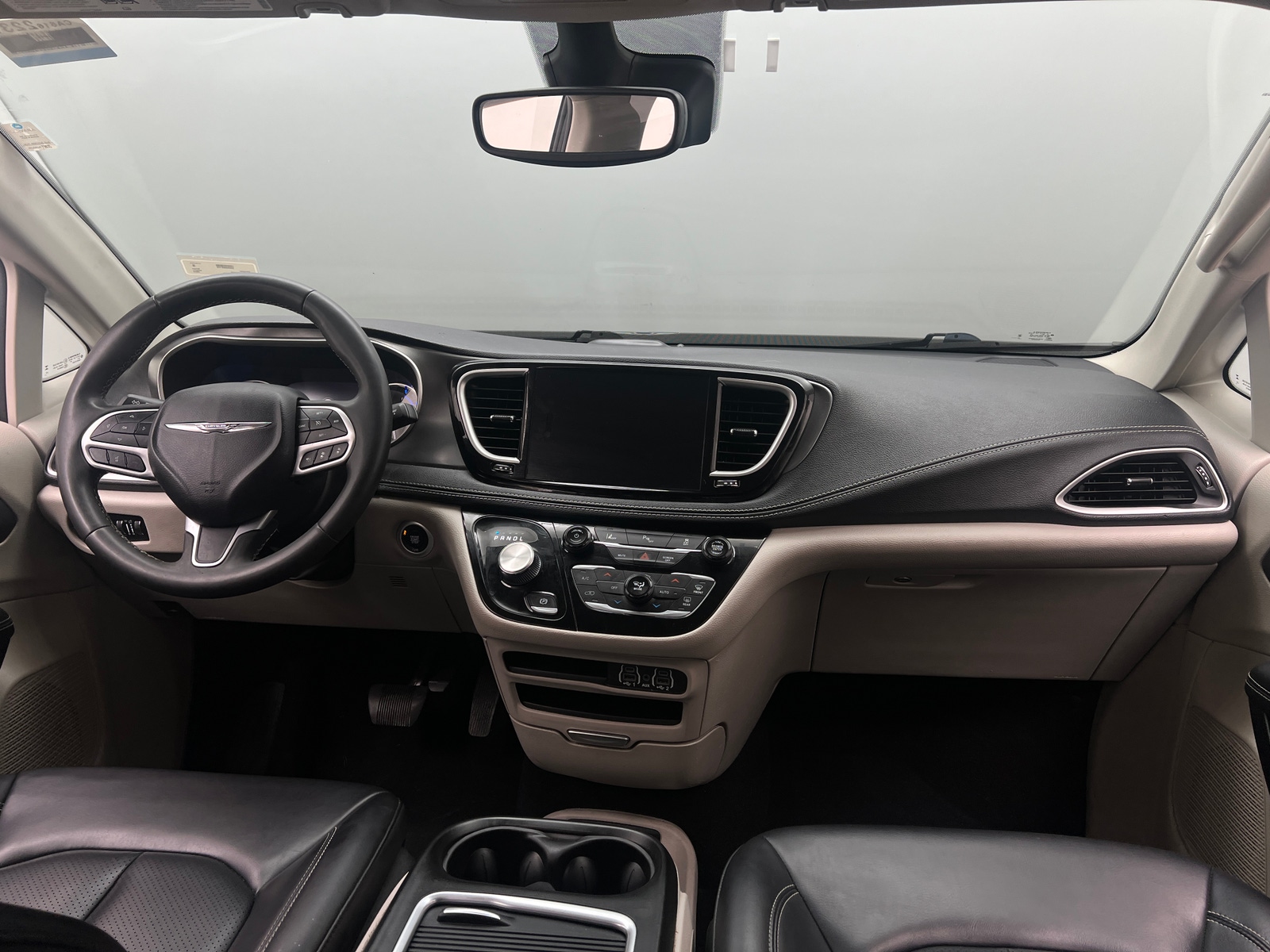 Thumbnail: 2023 Chrysler Pacifica - 2