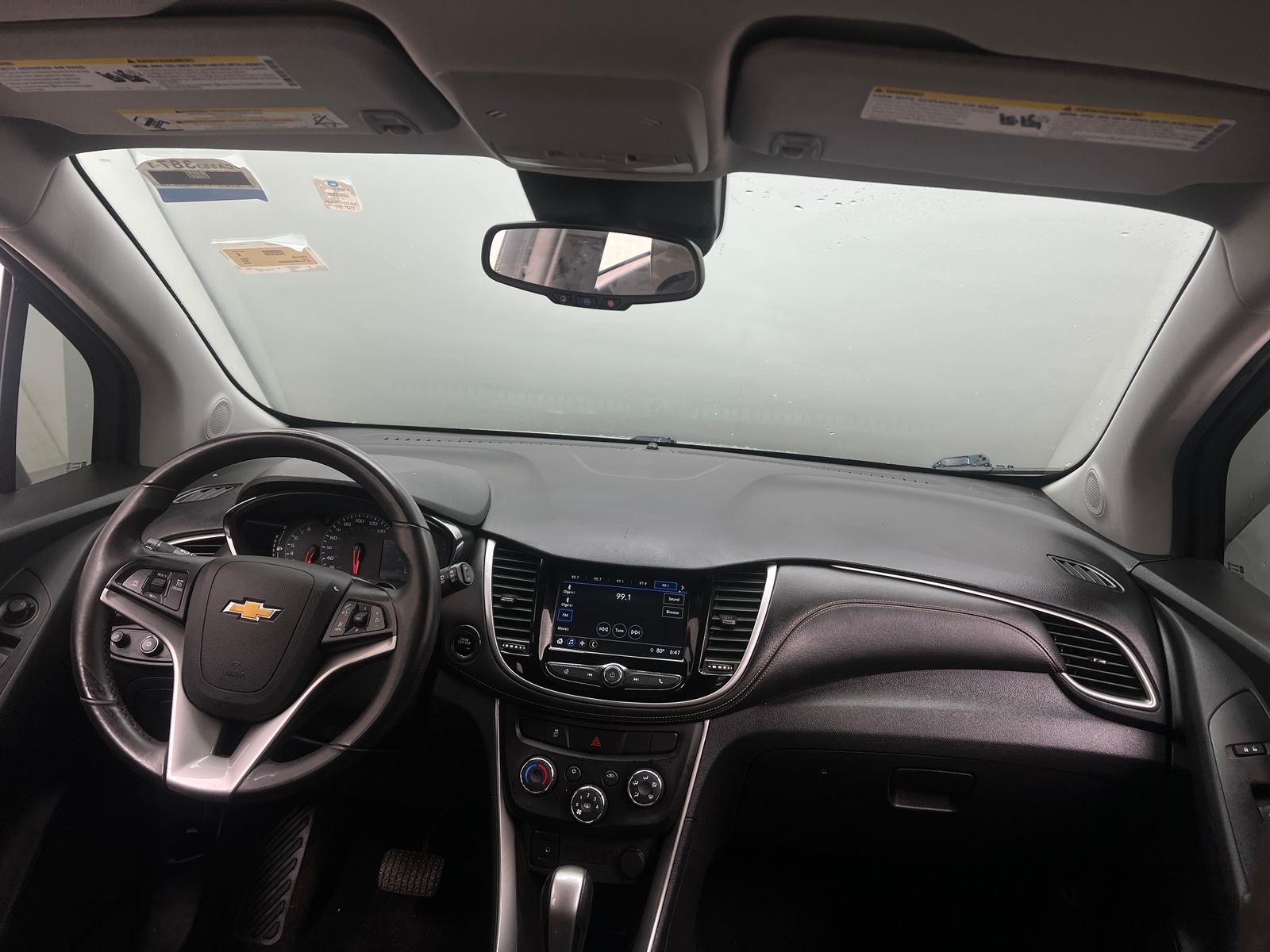 Thumbnail: 2018 Chevrolet Trax - 3