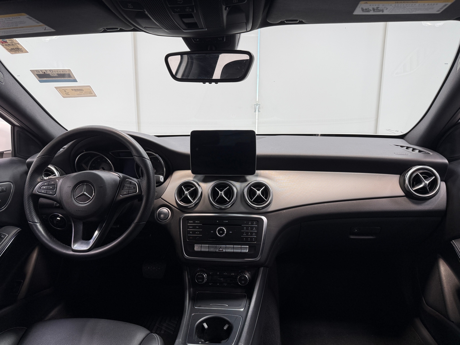 Thumbnail: 2020 Mercedes-Benz GLA - 2