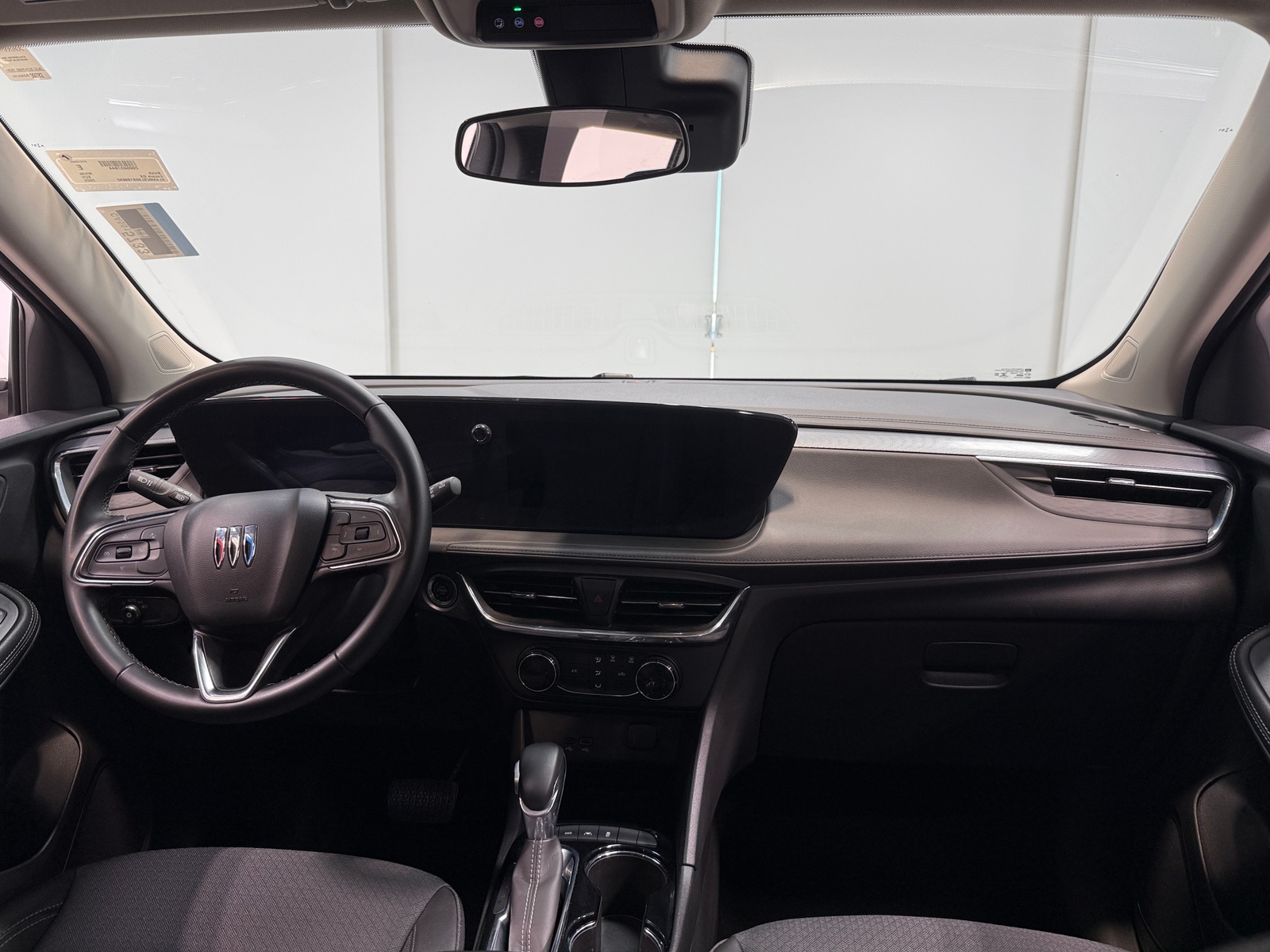 Thumbnail: 2025 Buick Encore GX - 2