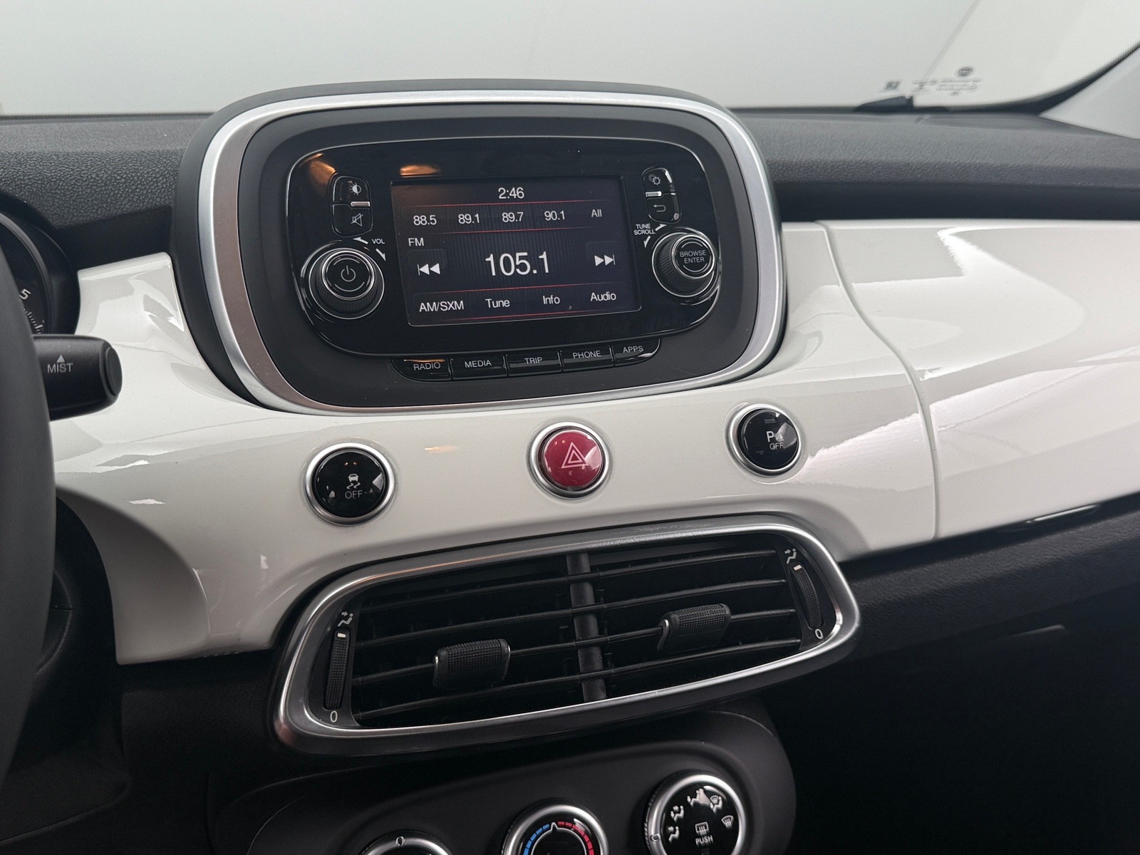 Thumbnail: 2016 Fiat 500X - 4