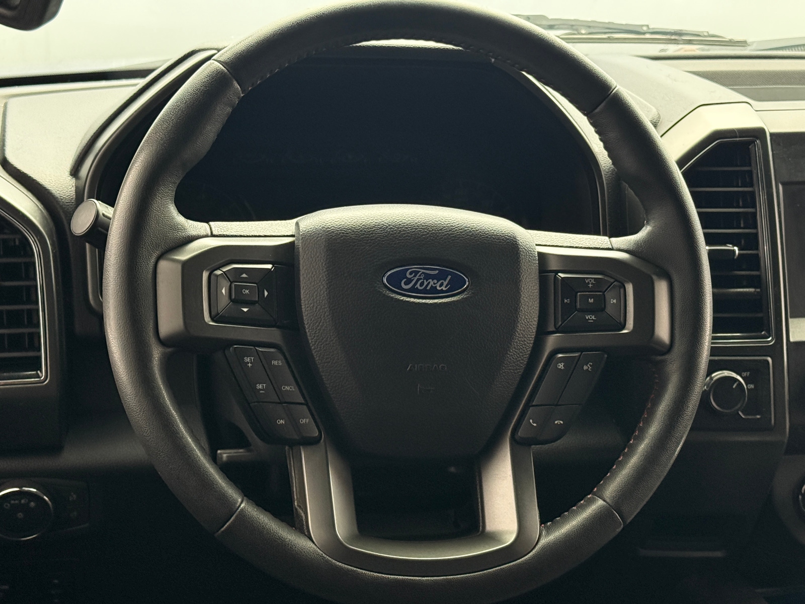 Thumbnail: 2018 Ford Econoline - 5