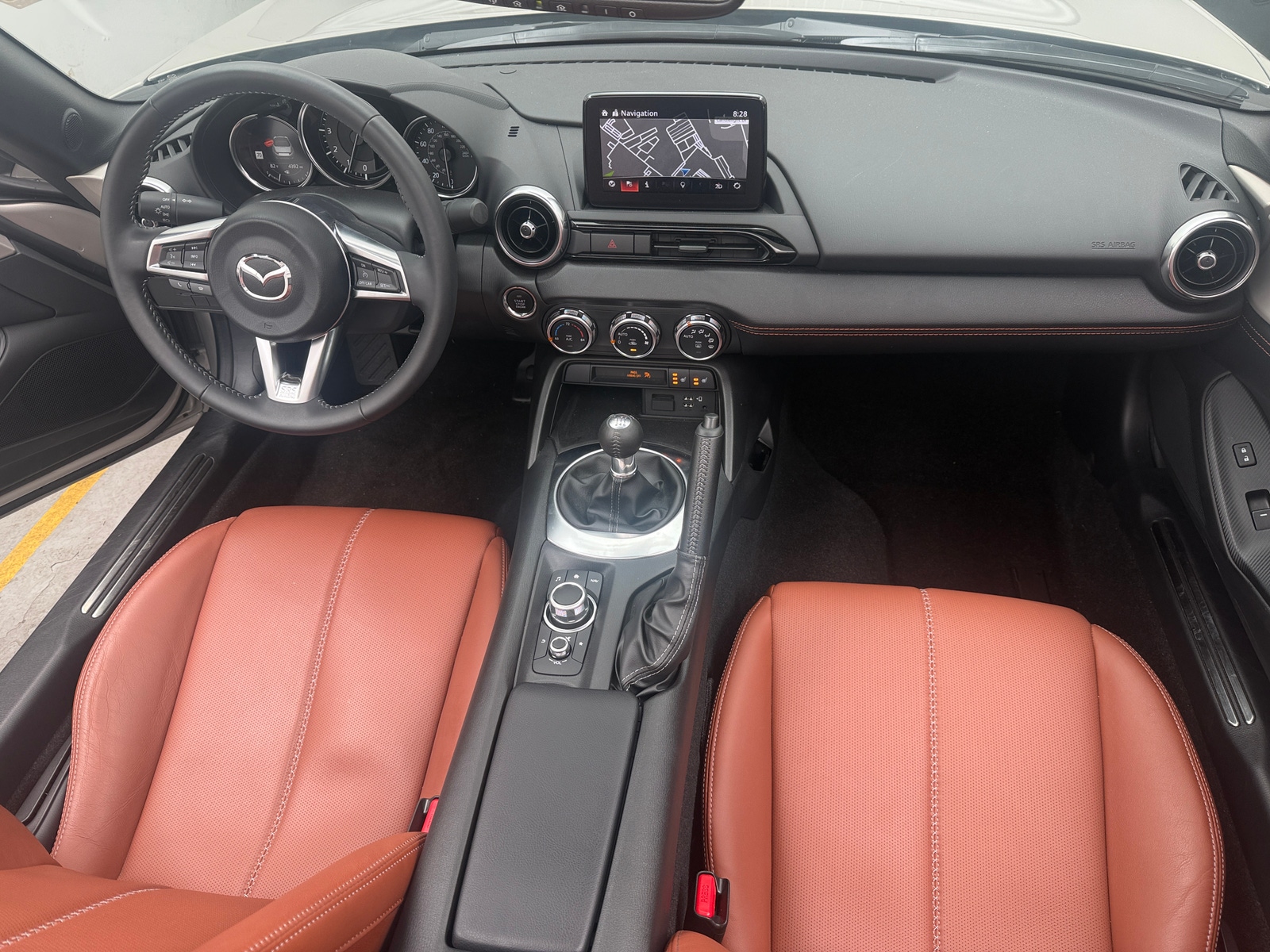 Thumbnail: 2022 Mazda MX-5 Miata - 2