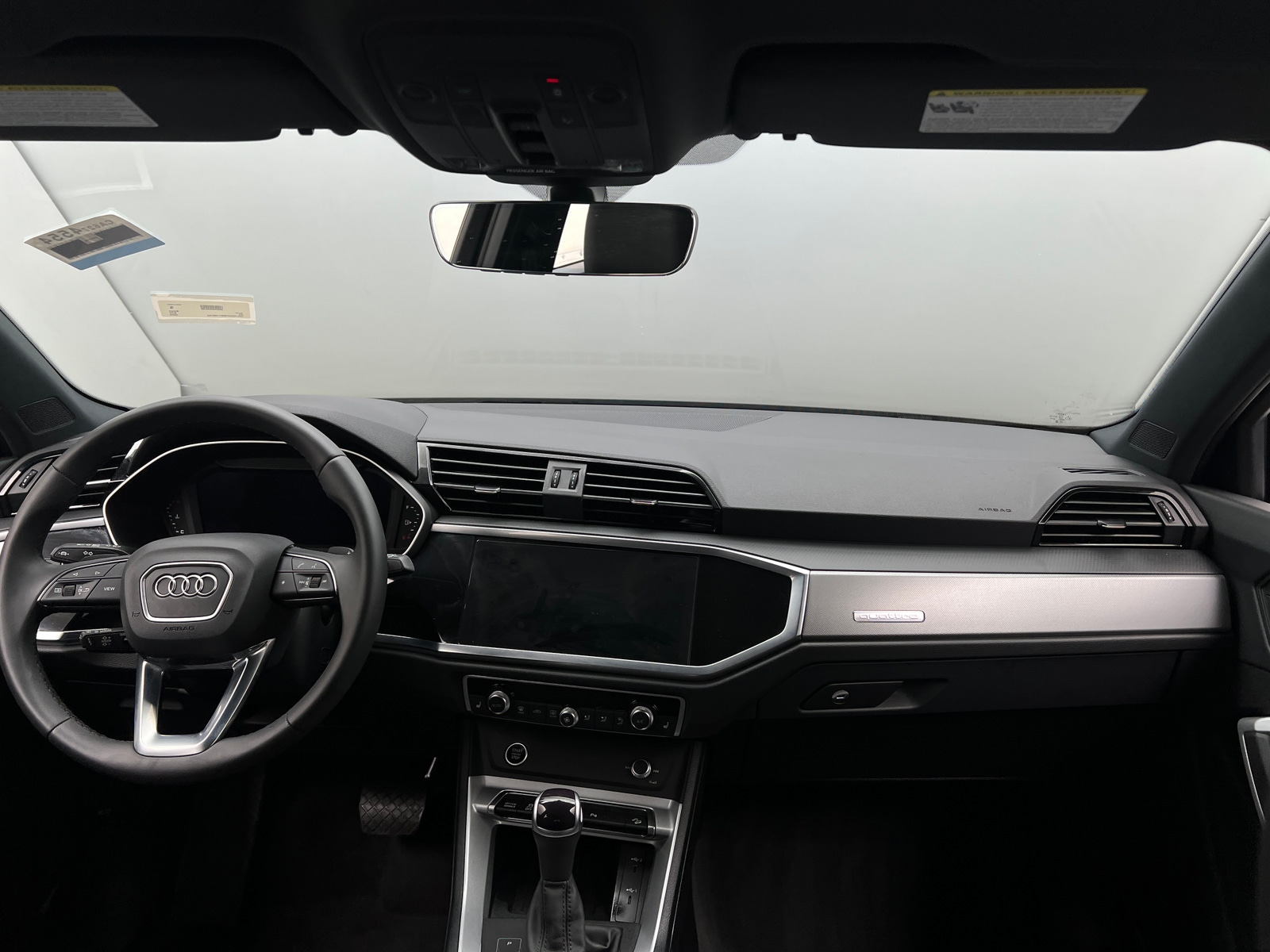 Thumbnail: 2025 Audi Q3 - 2