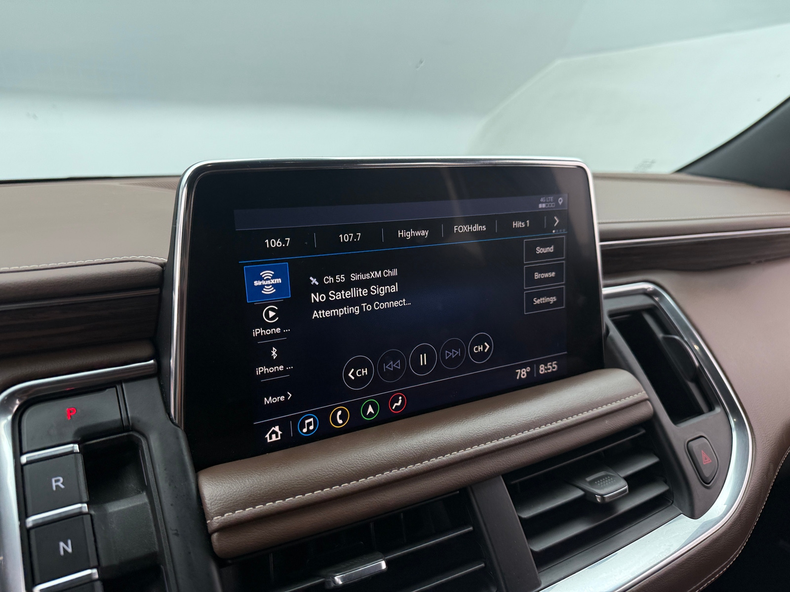 Thumbnail: 2021 Chevrolet Tahoe - 3