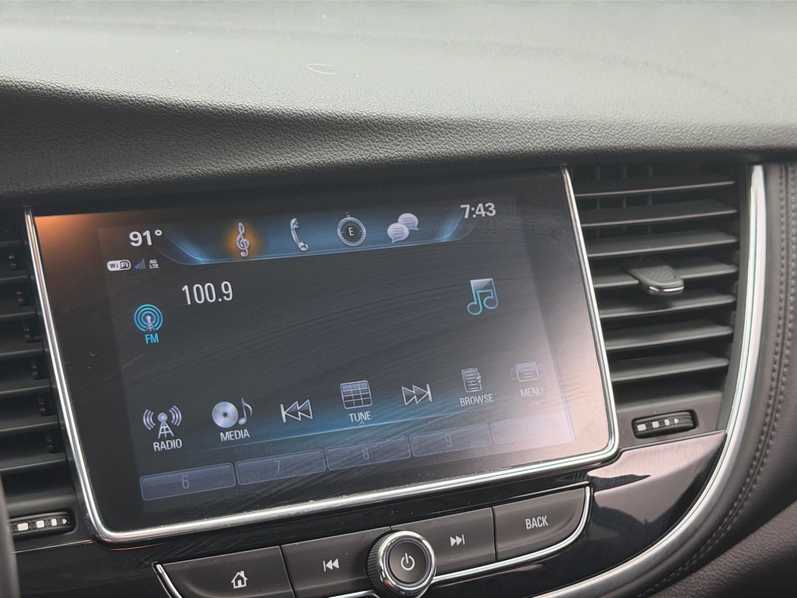 Thumbnail: 2019 Buick Encore - 3