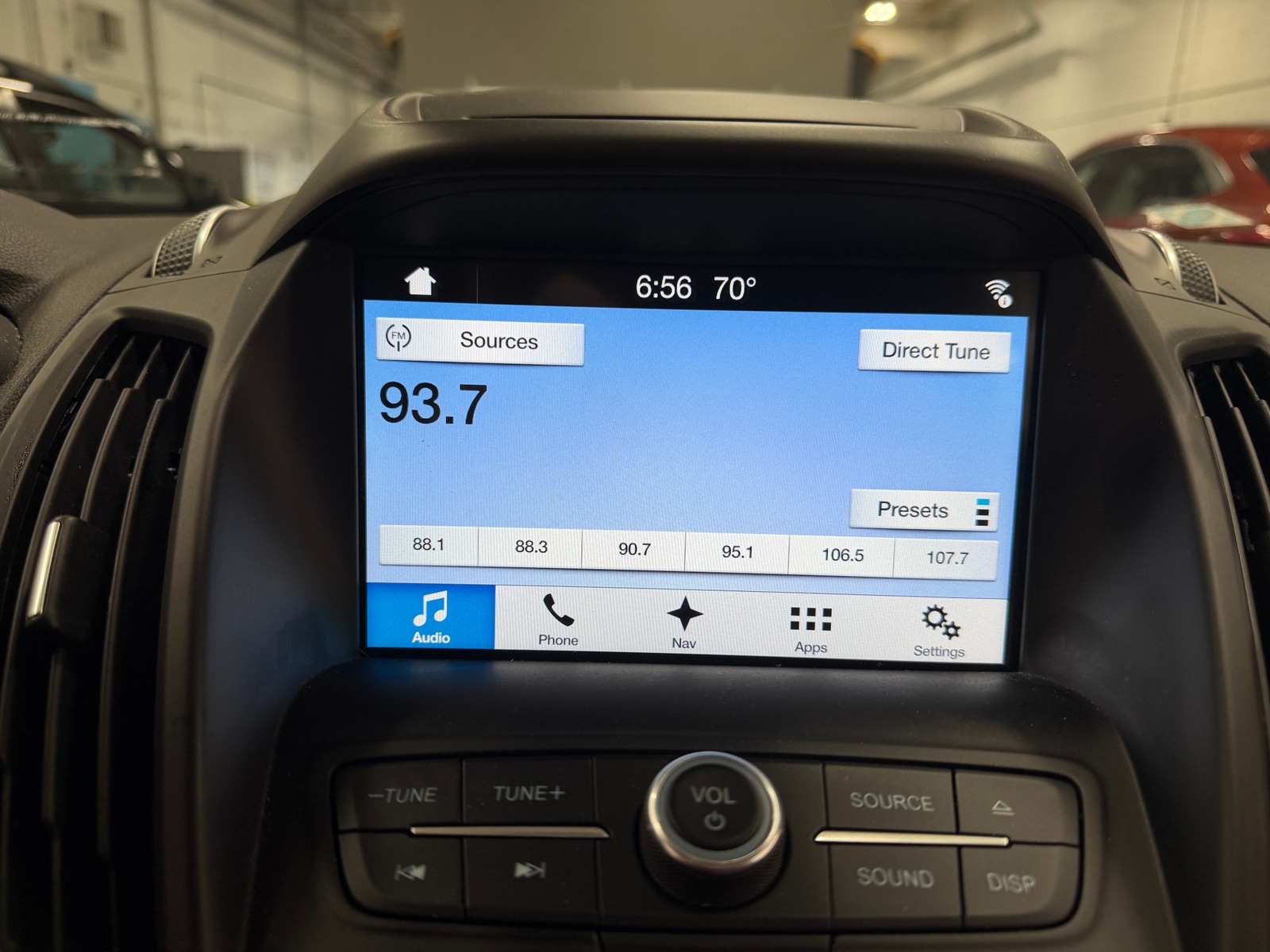 Thumbnail: 2017 Ford Escape - 4