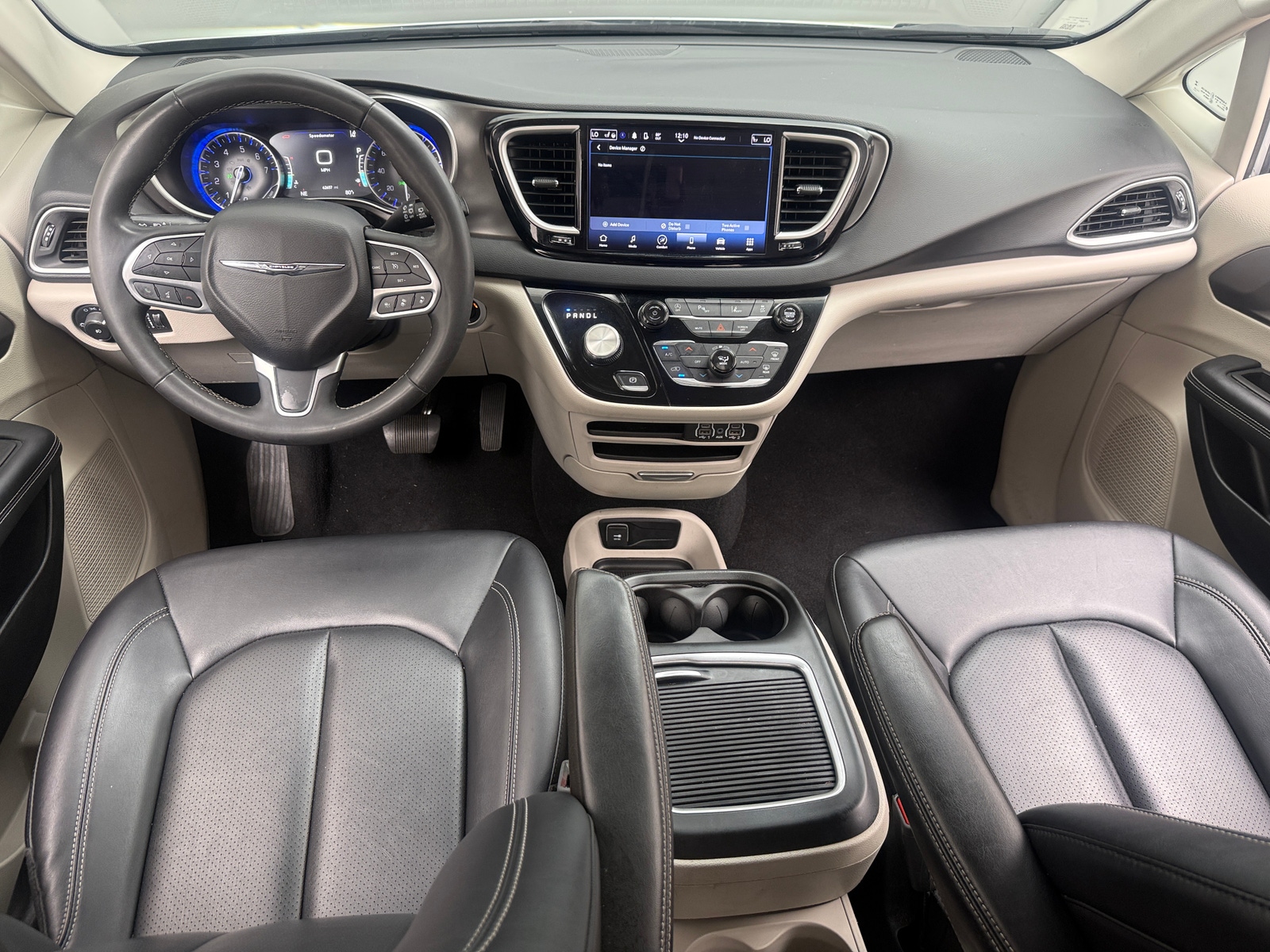 Thumbnail: 2024 Chrysler Pacifica - 2
