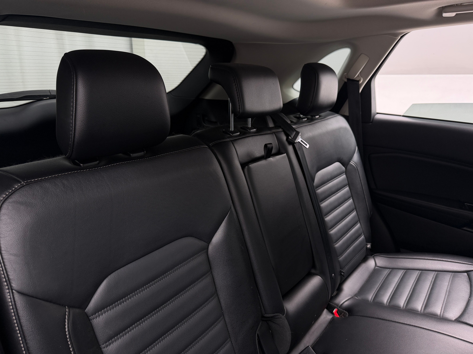 Thumbnail: 2017 Ford Edge - 5