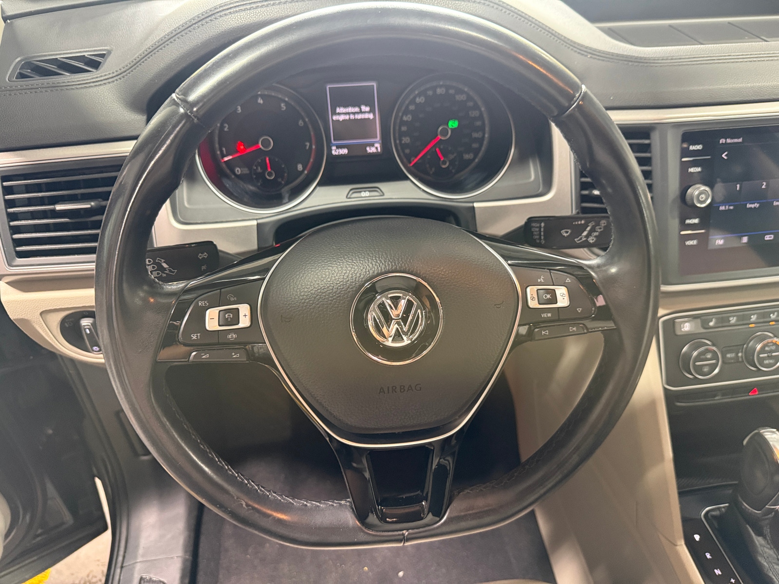 Thumbnail: 2019 Volkswagen Atlas - 4