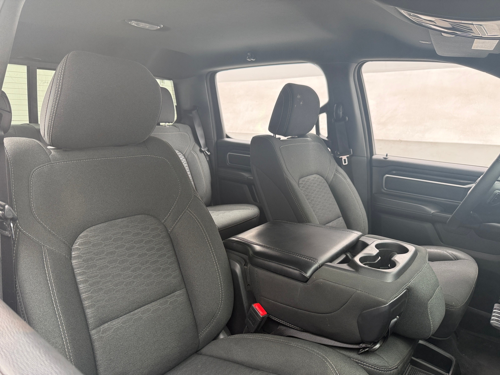 Thumbnail: 2025 RAM 1500 - 2