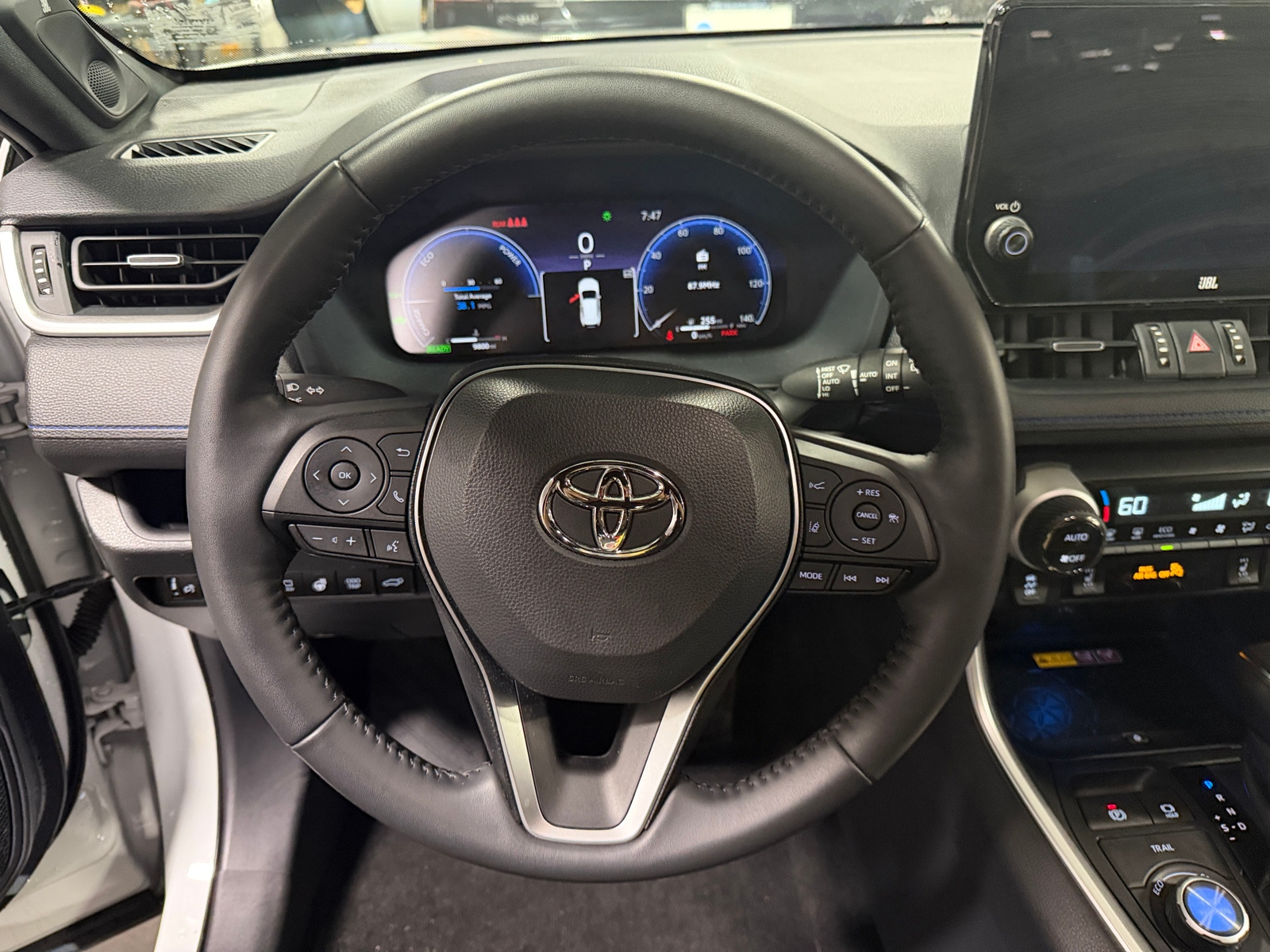 Thumbnail: 2025 Toyota RAV4 - 4