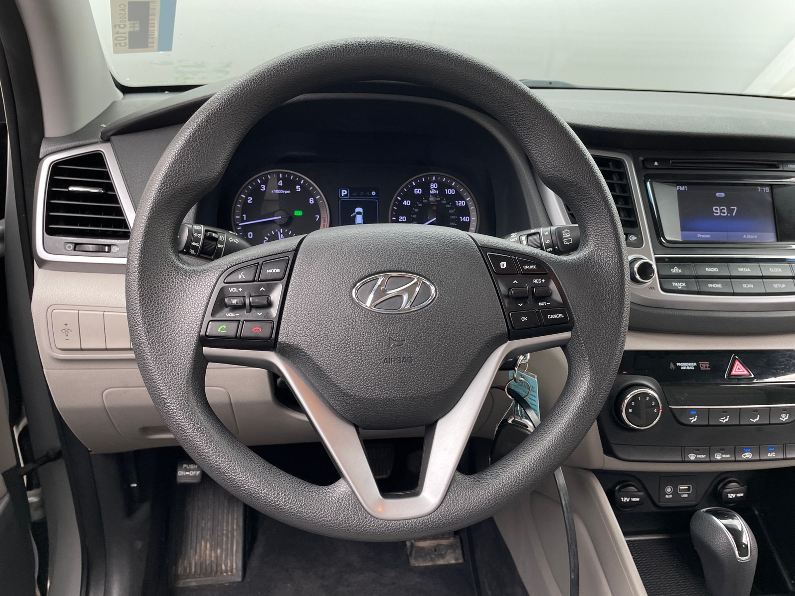 Thumbnail: 2017 Hyundai Tucson - 5