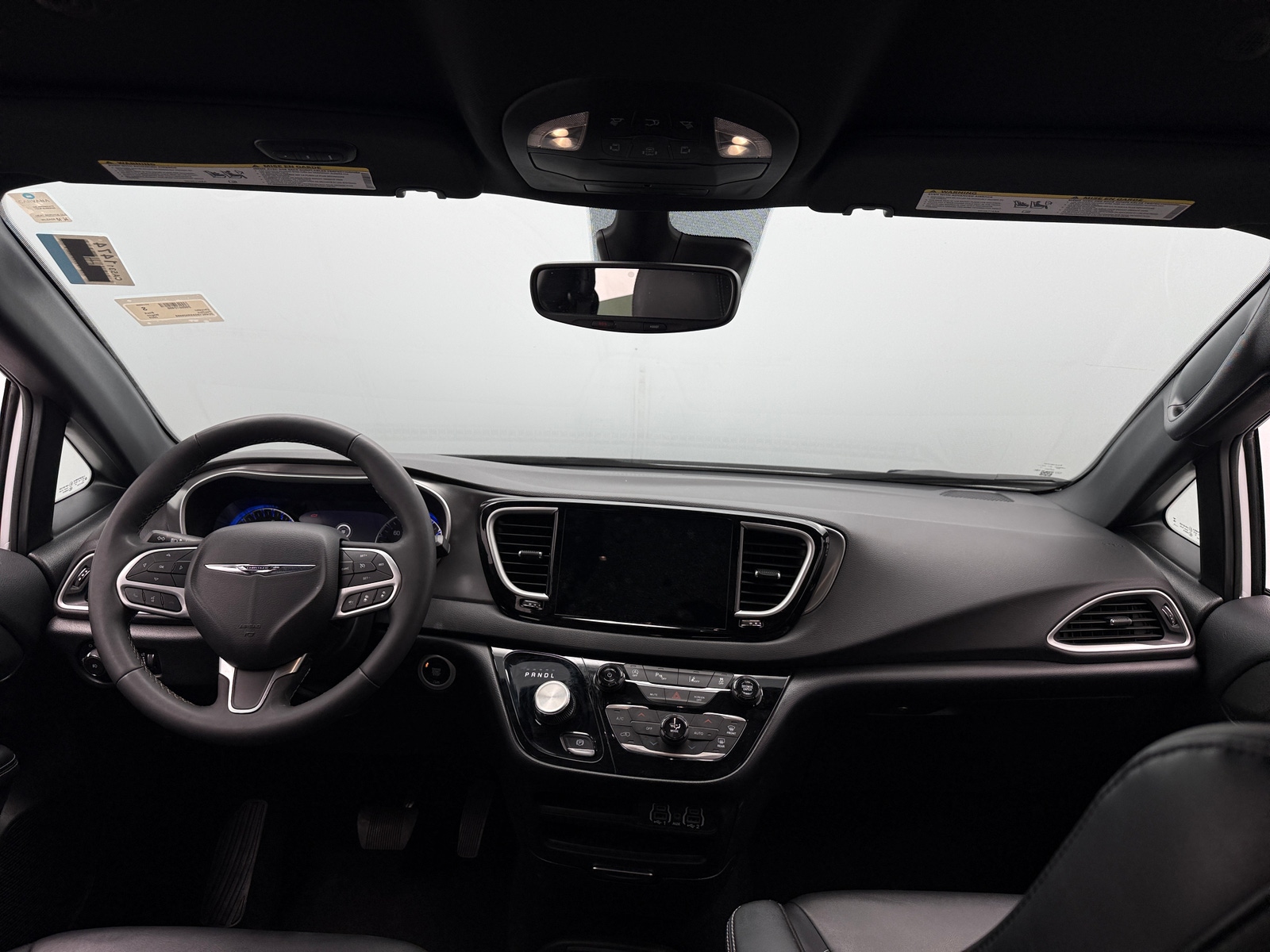 Thumbnail: 2025 Chrysler Pacifica - 2