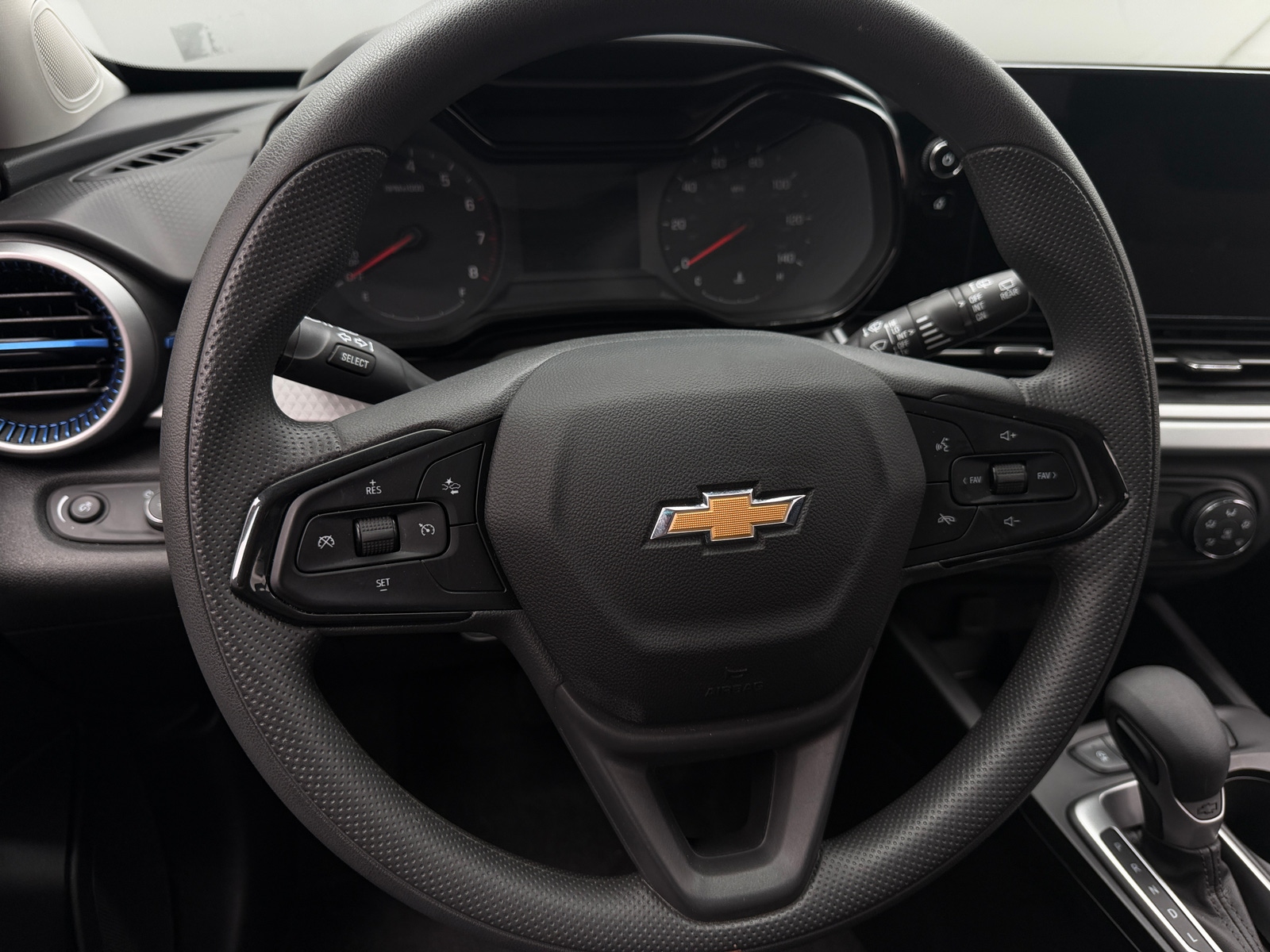 Thumbnail: 2026 Chevrolet Trax - 5