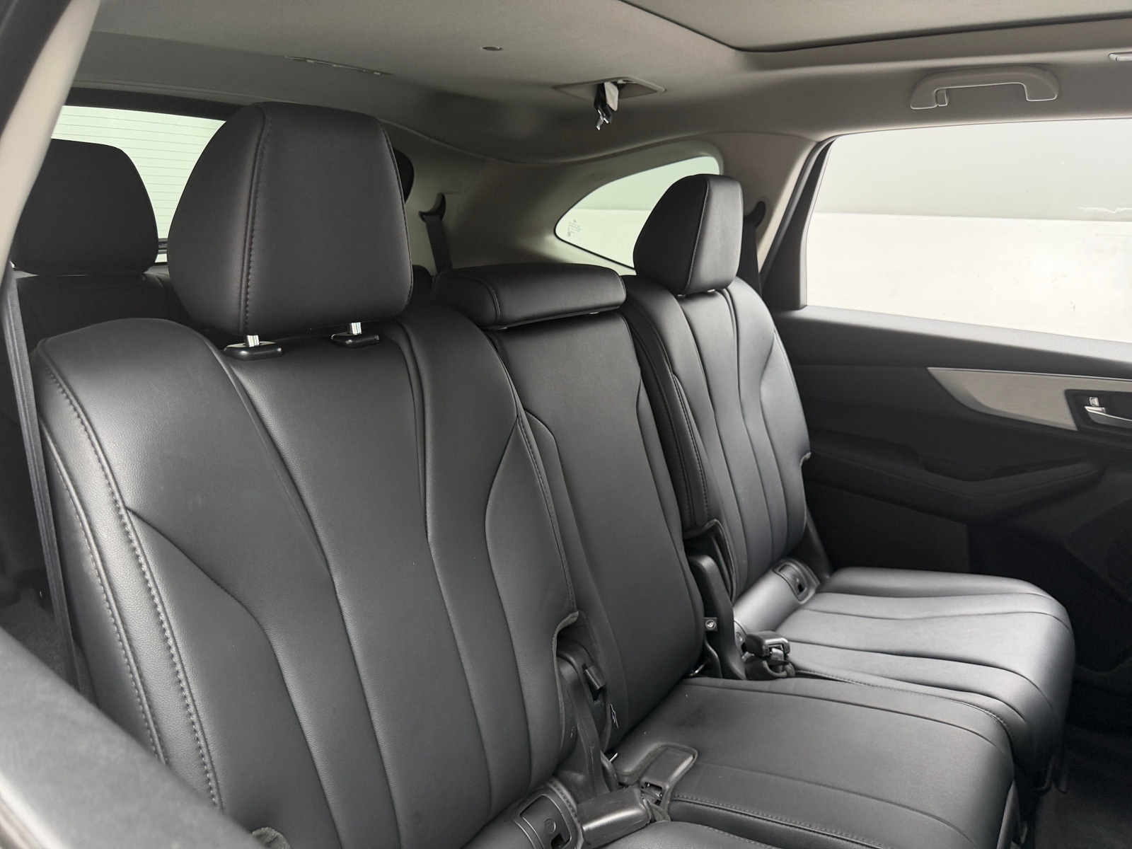 Thumbnail: 2024 Acura MDX - 5