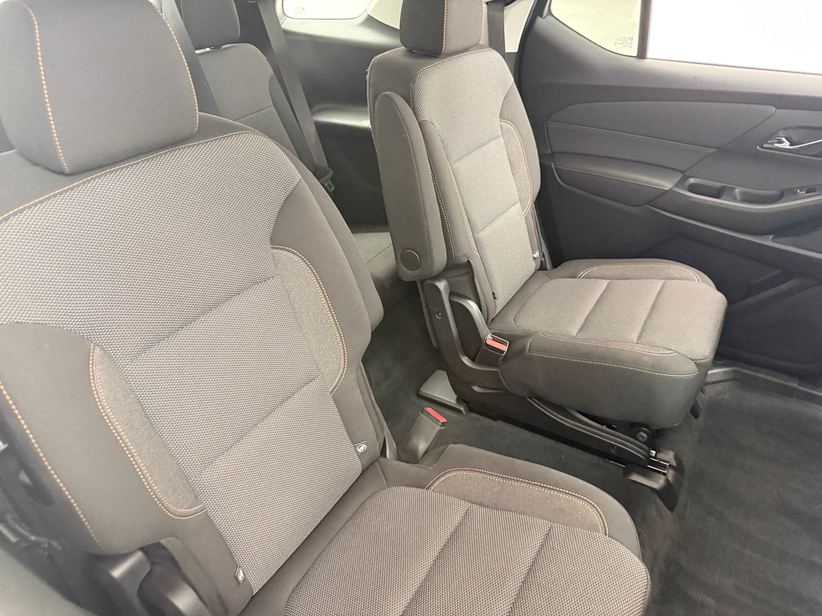 Thumbnail: 2021 Chevrolet Traverse - 6