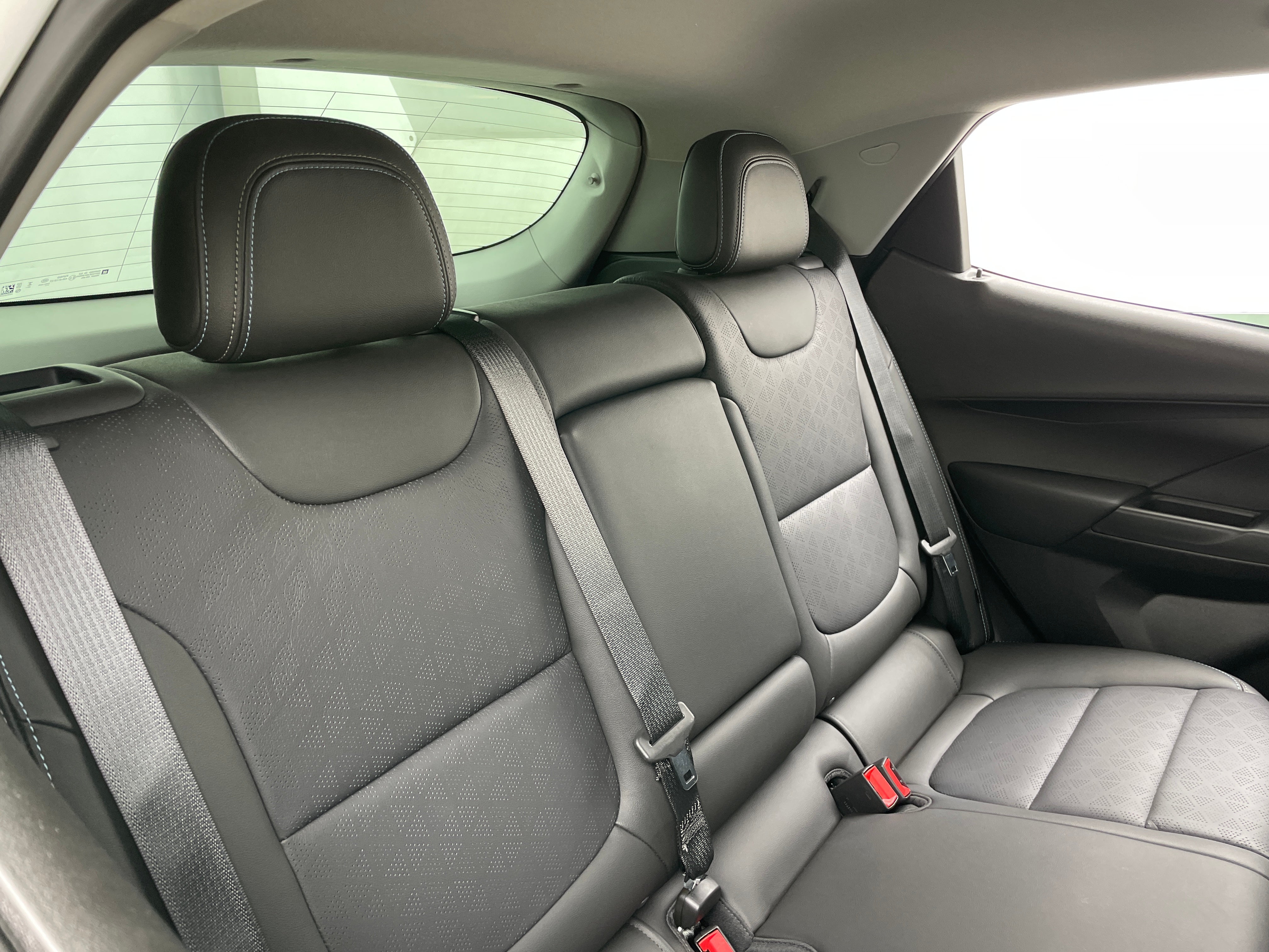 Used 2023 Chevrolet Bolt EV 2LT with VIN 1G1FX6S09P4205138 for sale in Oak Creek, WI