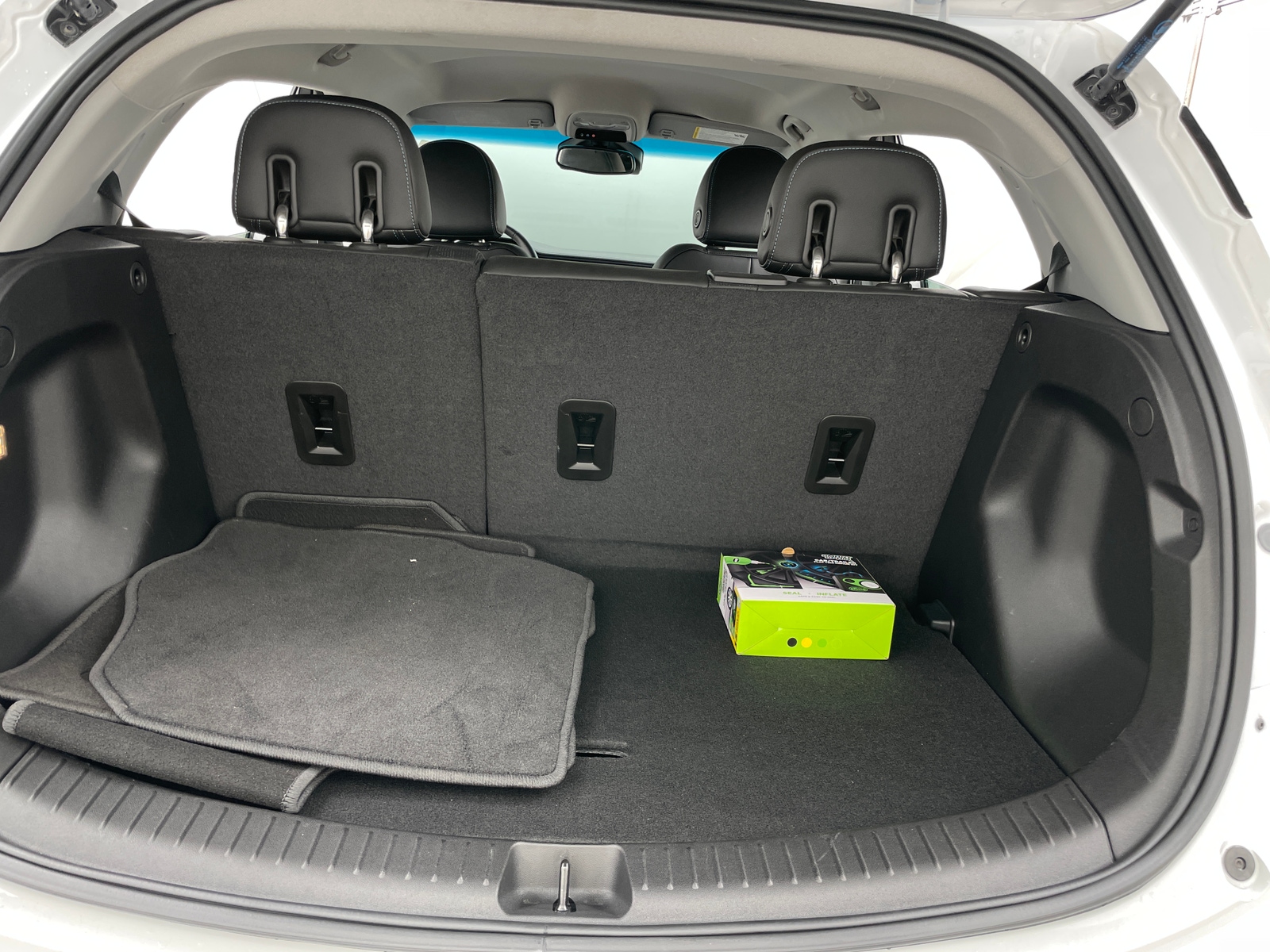 Thumbnail: 2023 Chevrolet Bolt EV - 6