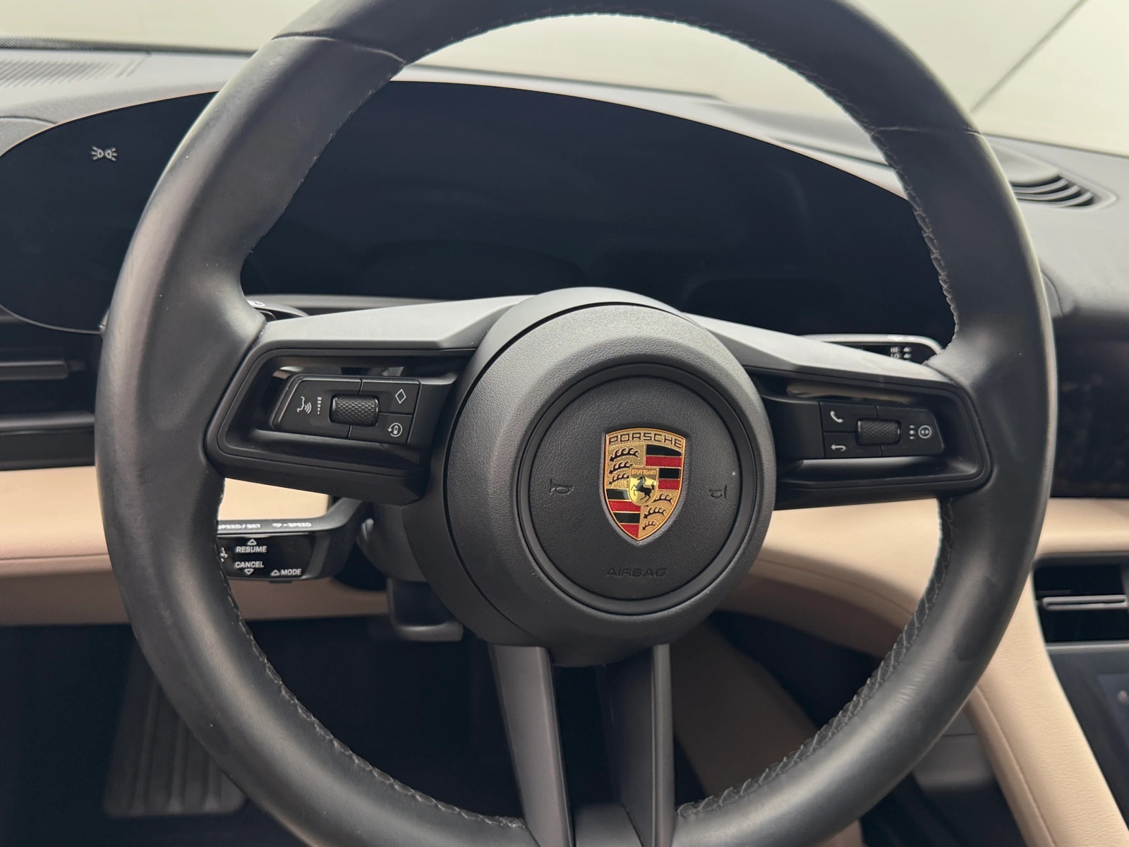 Thumbnail: 2023 Porsche Taycan - 4