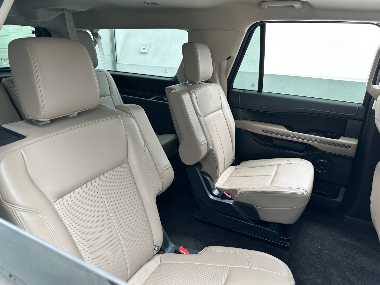 Thumbnail: 2023 Ford Expedition MAX - 5