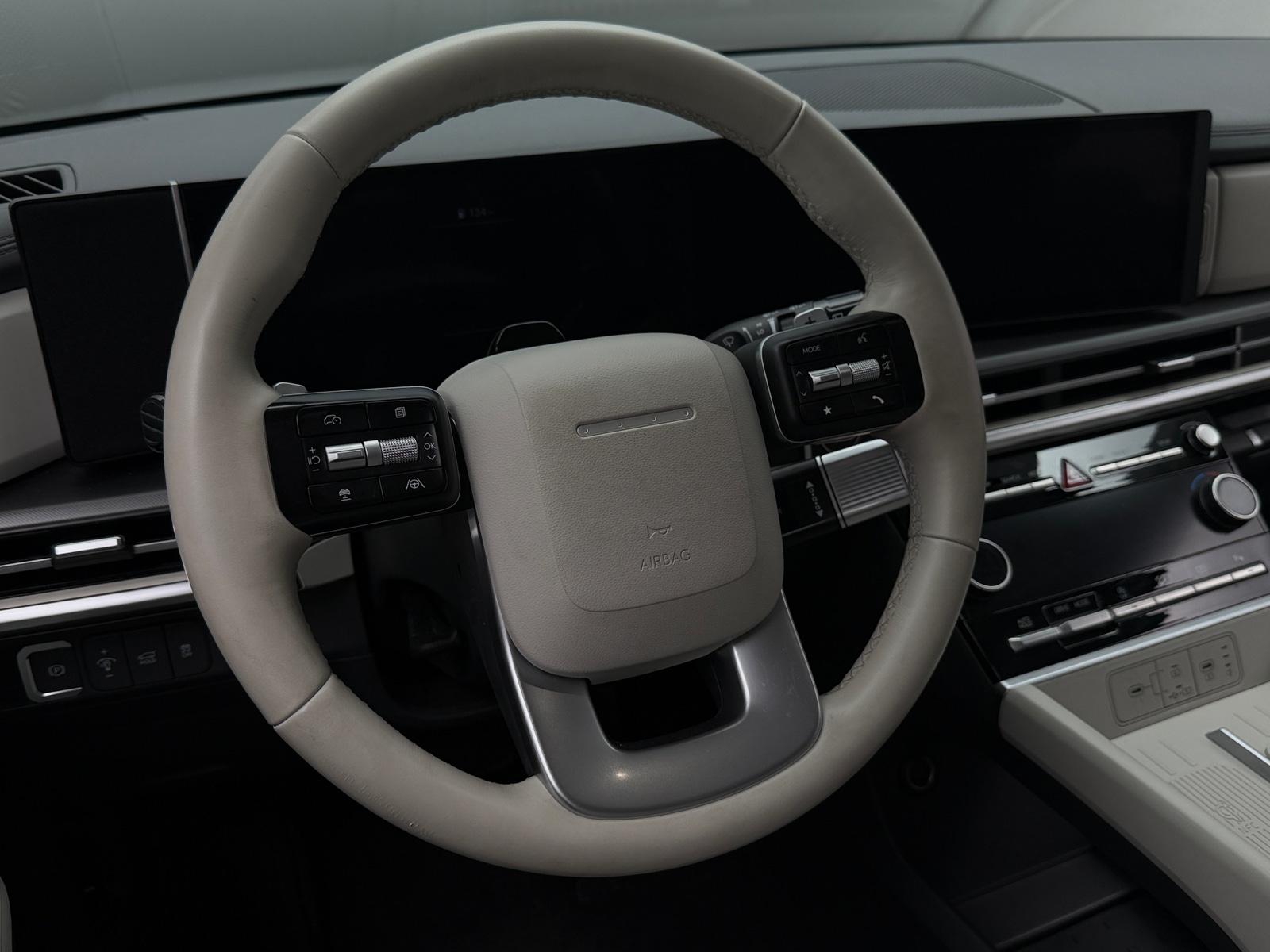 Thumbnail: 2026 Hyundai Santa Fe - 4