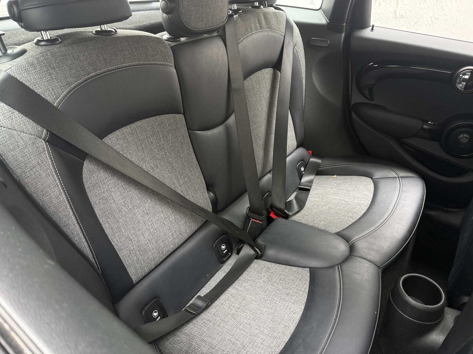 Thumbnail: 2017 MINI Cooper Hardtop - 5