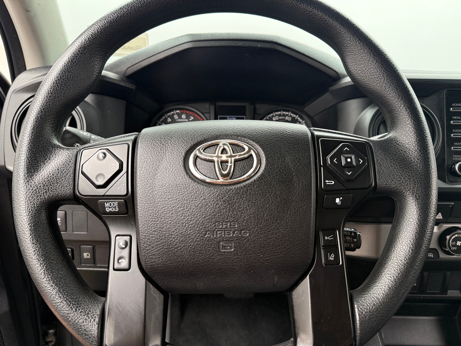 Thumbnail: 2022 Toyota Tacoma - 5