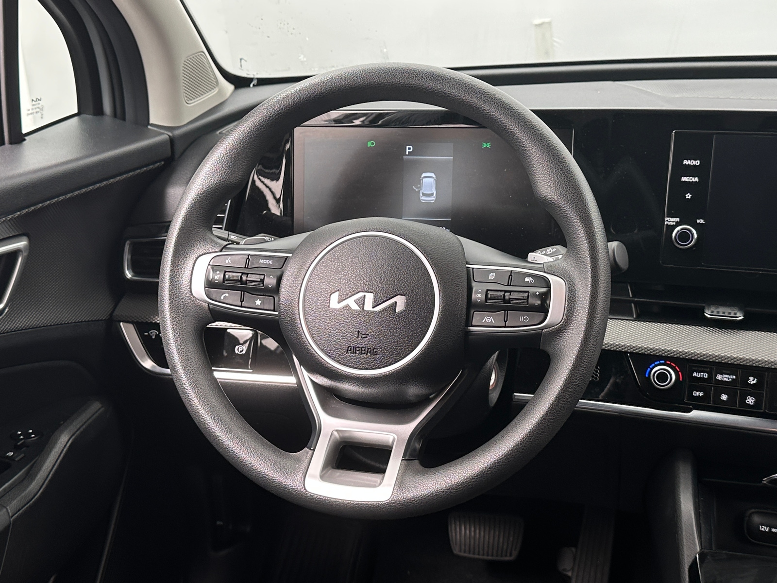 Thumbnail: 2023 Kia Sportage - 5