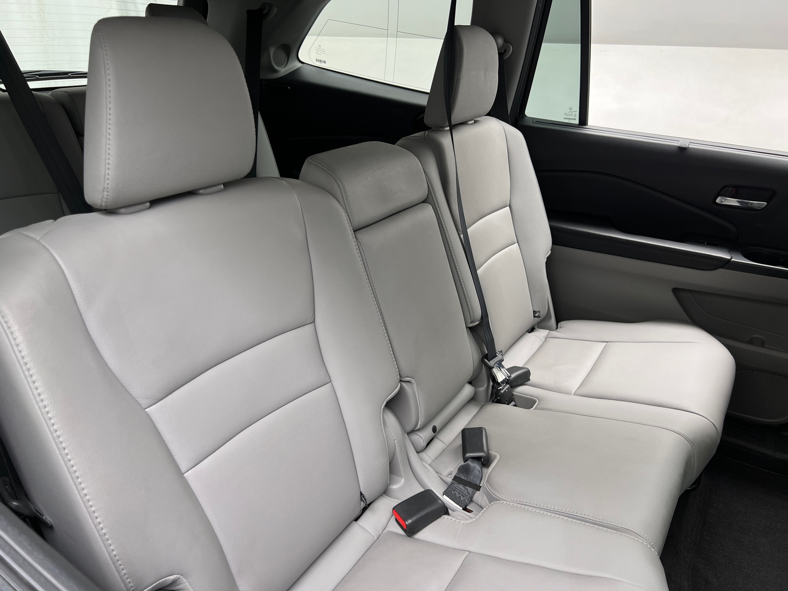Thumbnail: 2017 Honda Pilot - 5