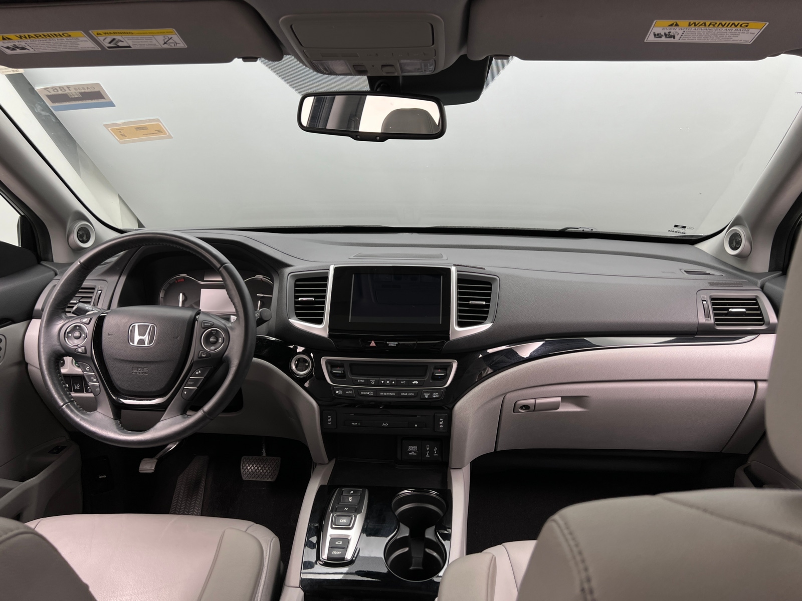Thumbnail: 2017 Honda Pilot - 2