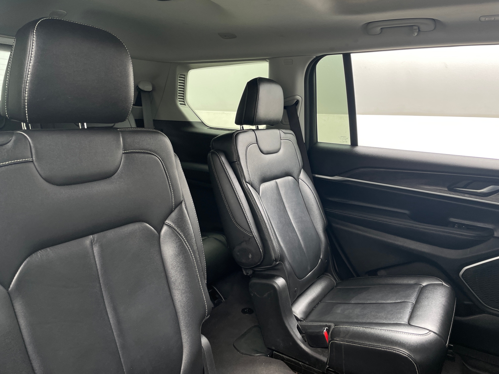 Thumbnail: 2021 Jeep Grand Cherokee L - 5