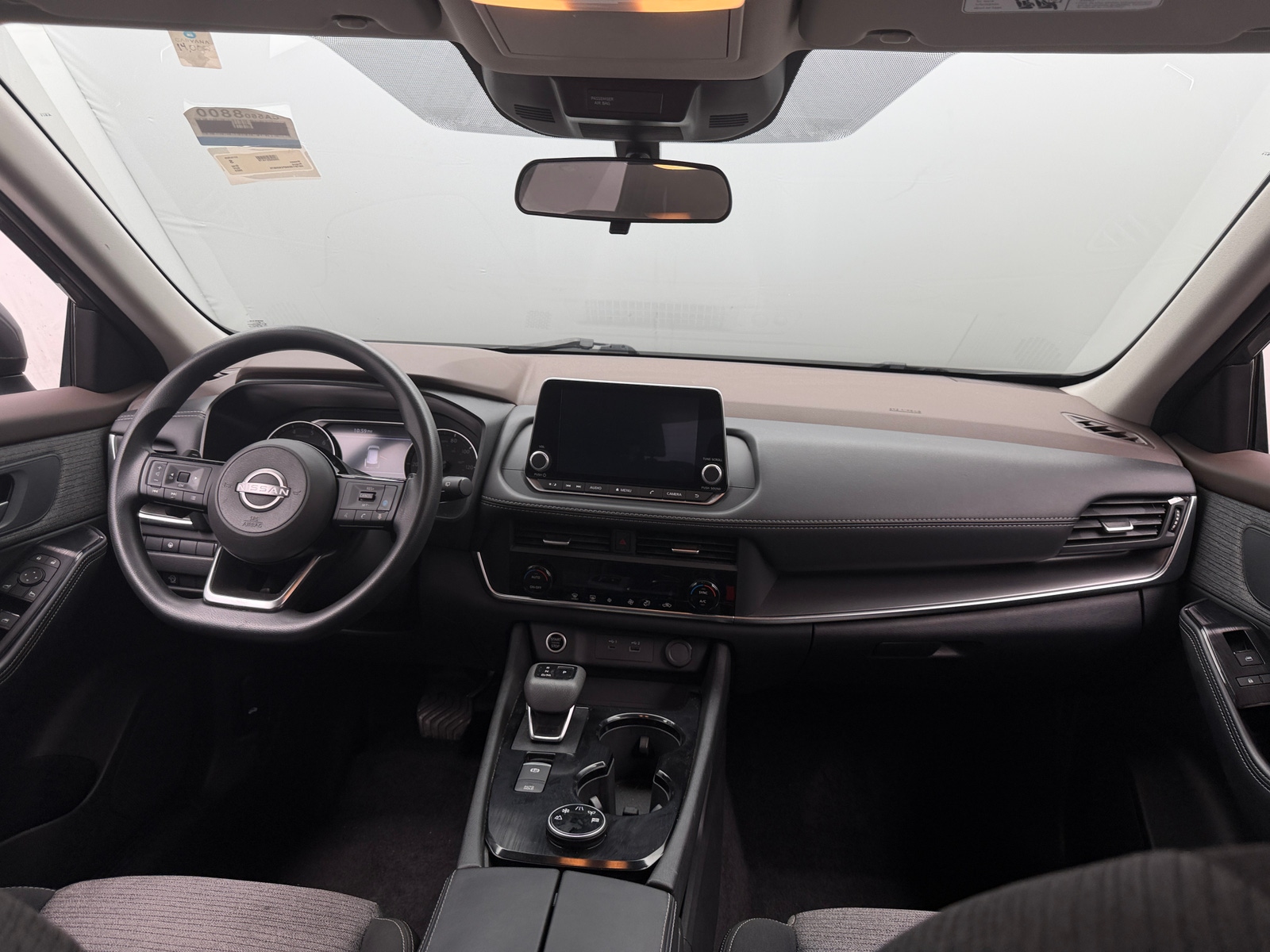 Thumbnail: 2023 Nissan Rogue - 3