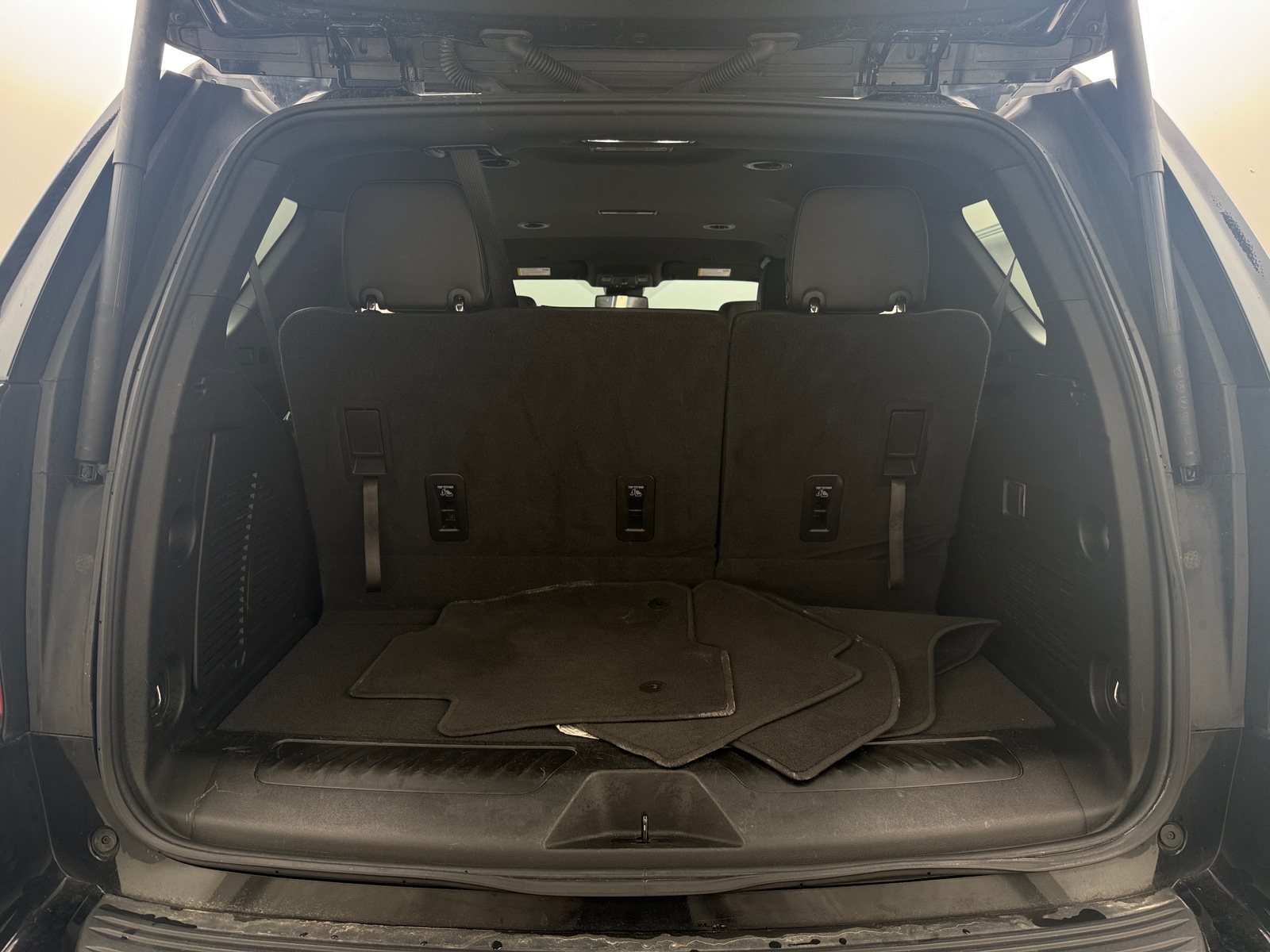 Thumbnail: 2024 Chevrolet Tahoe - 6
