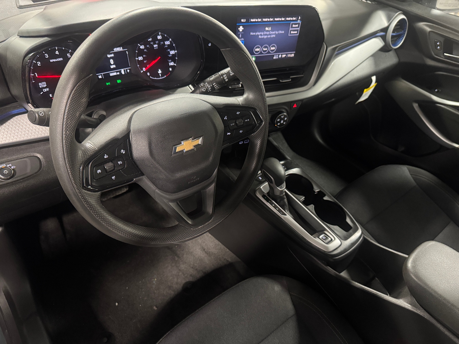 Thumbnail: 2026 Chevrolet Trax - 5