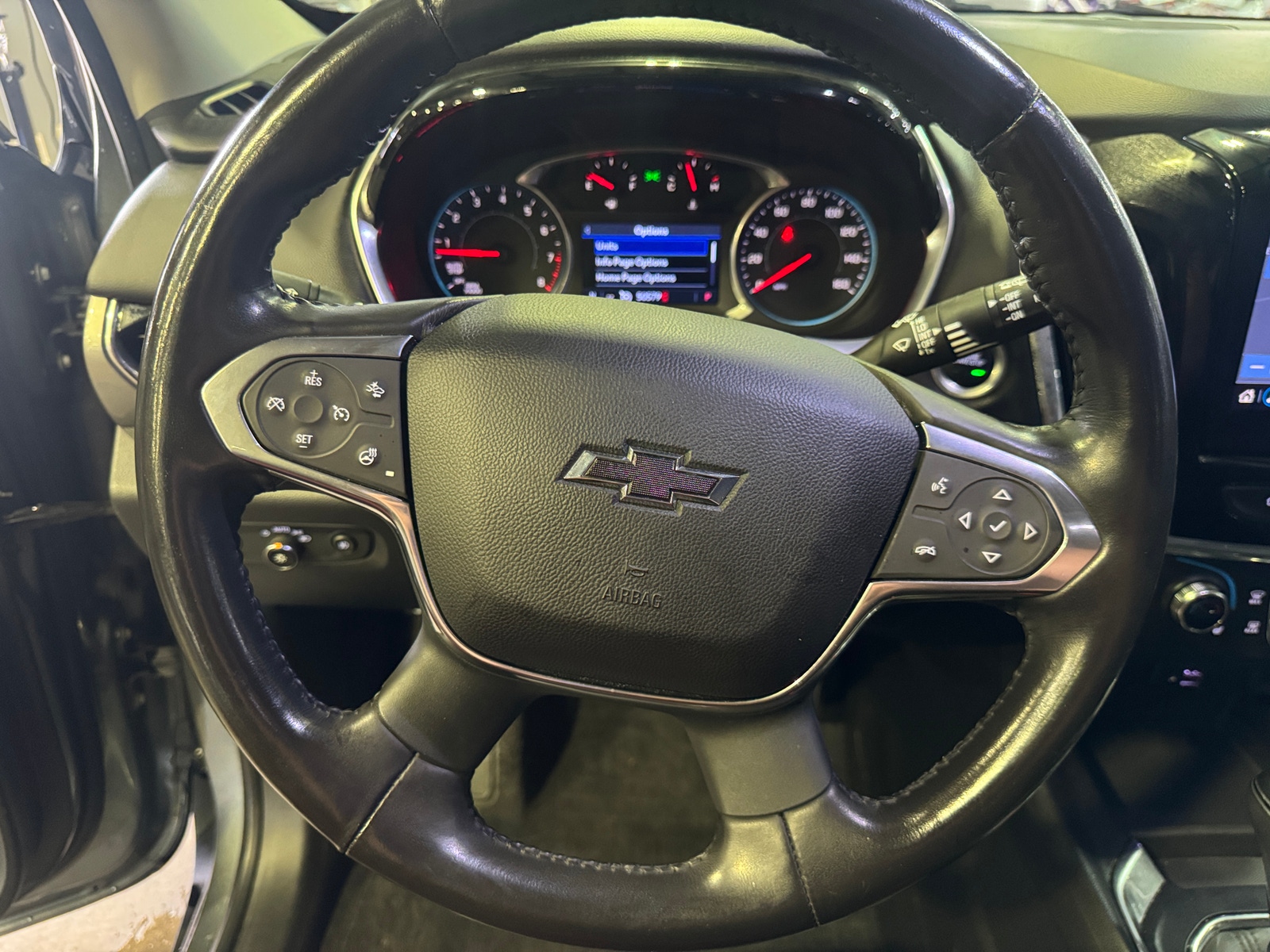 Thumbnail: 2020 Chevrolet Traverse - 4