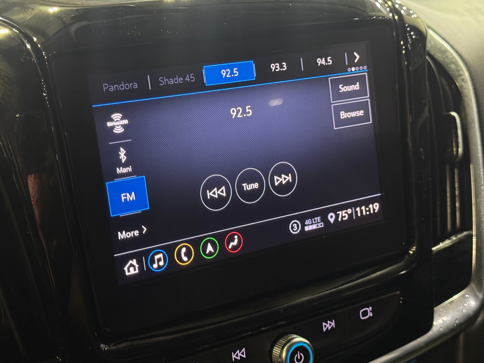 Thumbnail: 2020 Chevrolet Traverse - 3