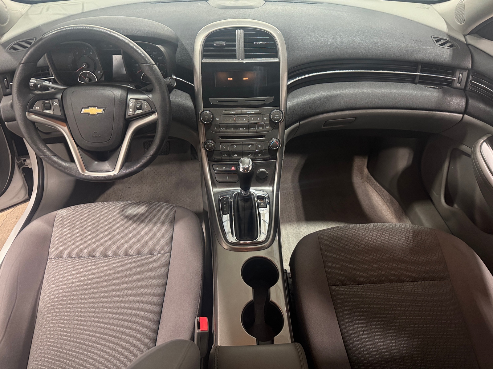 Thumbnail: 2013 Chevrolet Malibu - 3
