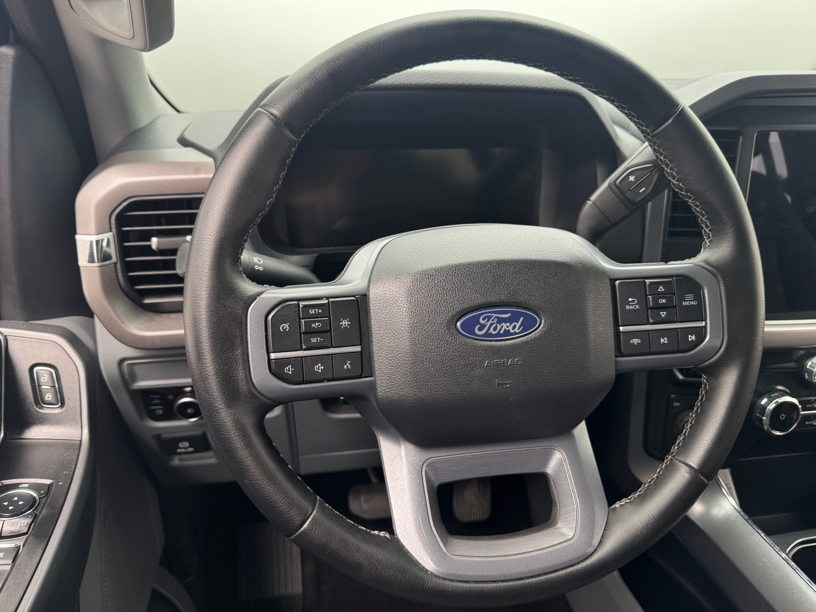 Thumbnail: 2025 Ford Econoline - 5