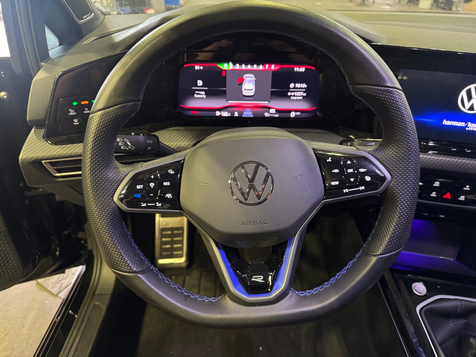 Thumbnail: 2024 Volkswagen Golf - 4
