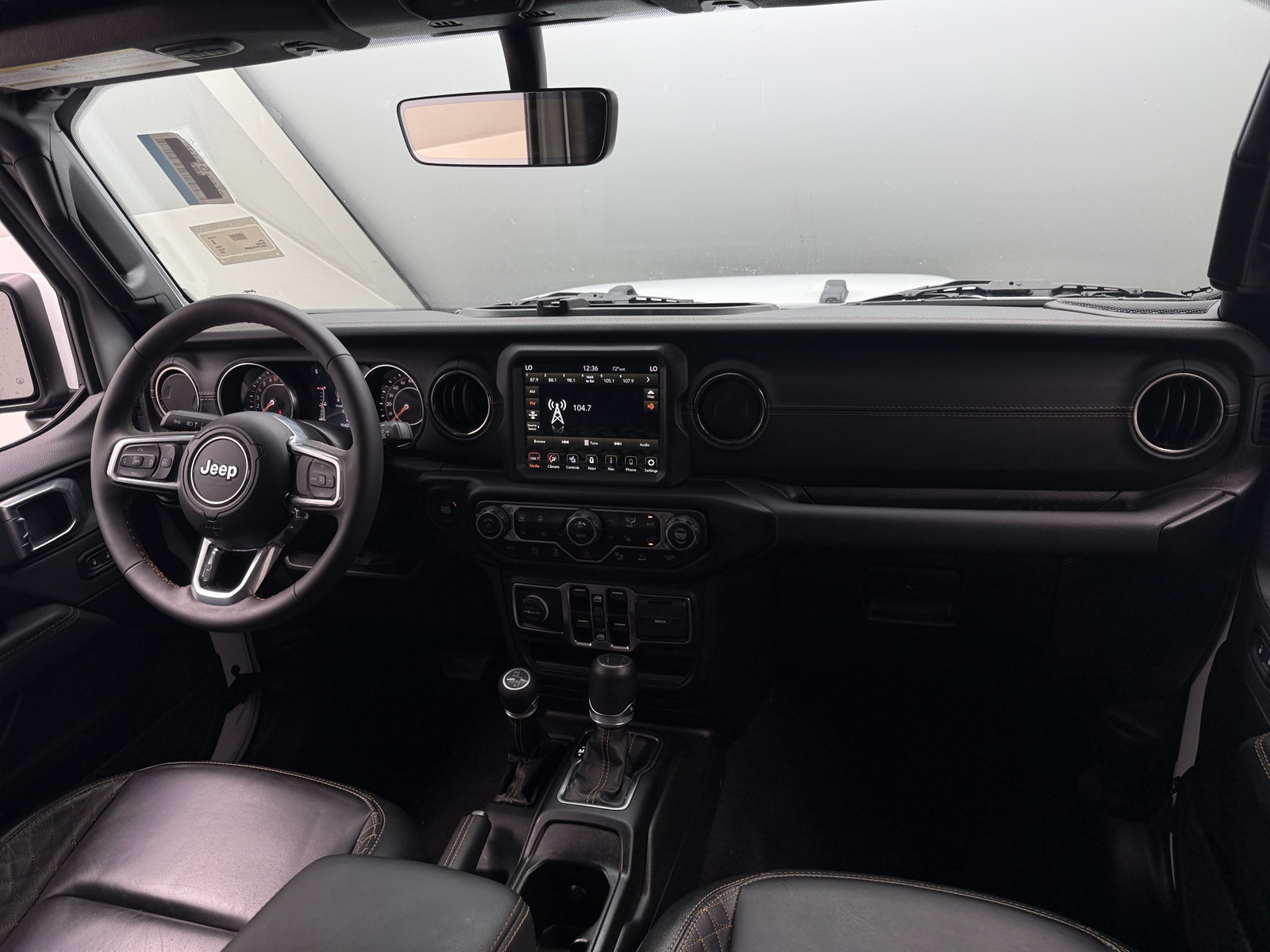 Thumbnail: 2023 Jeep Gladiator - 2