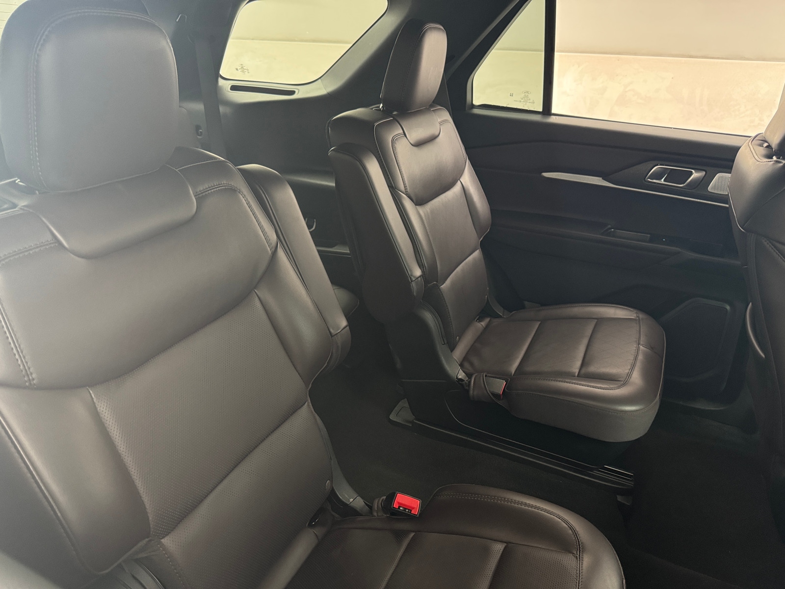 Thumbnail: 2026 Ford Explorer - 5